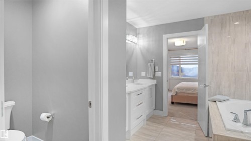 7520 174 Avenue Nw, Edmonton, AB 