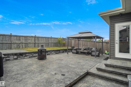 7520 174 Avenue Nw, Edmonton, AB 