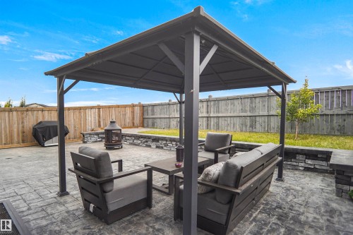 7520 174 Avenue Nw, Edmonton, AB 
