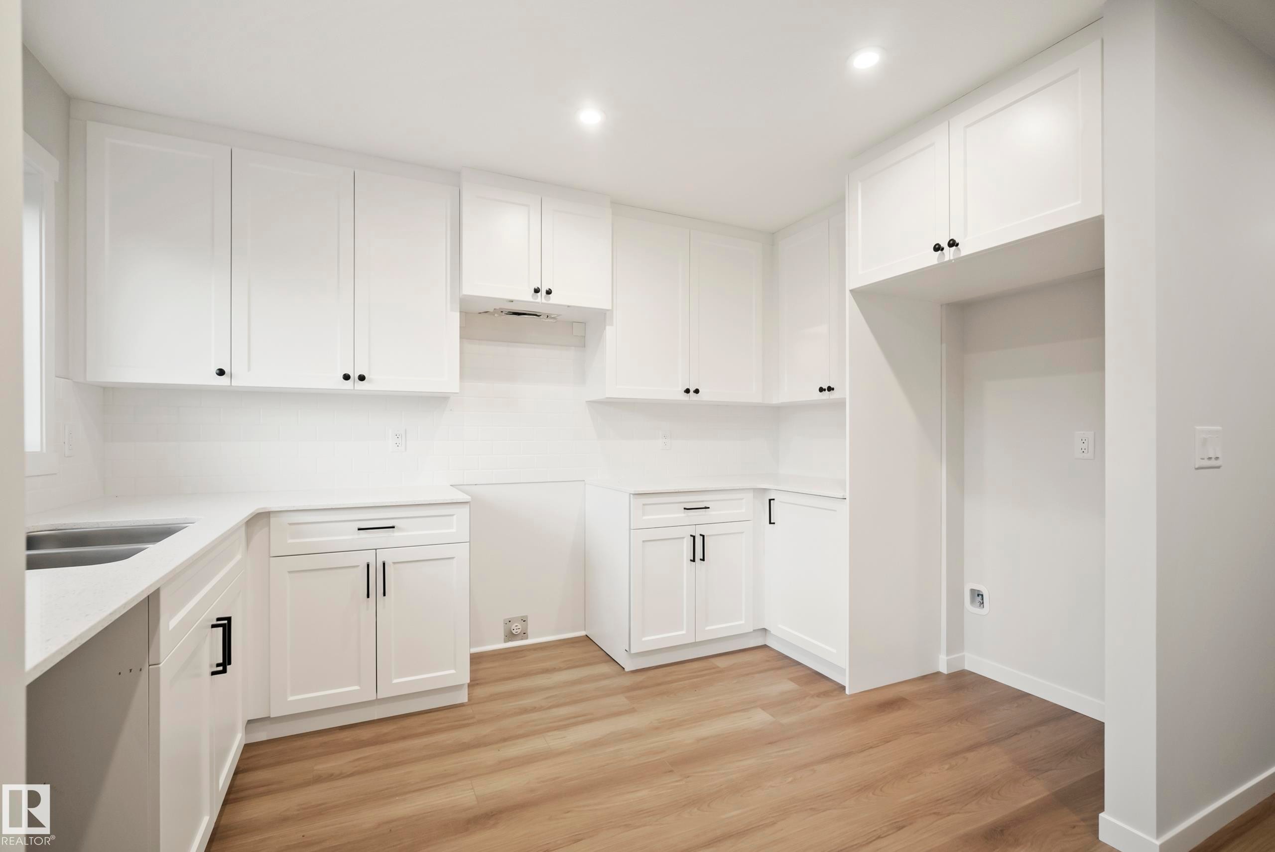 17214 4 Street Nw, Edmonton, AB