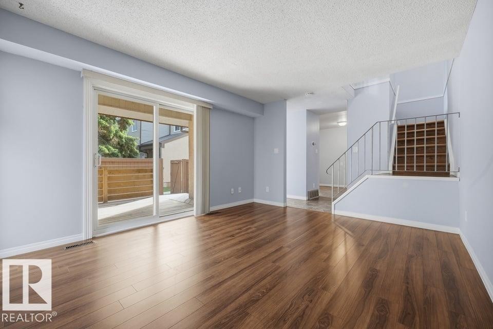 7143 180 Street Nw, Edmonton, AB
