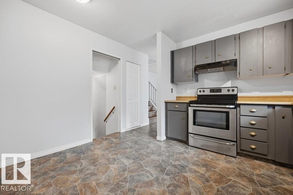7143 180 Street Nw, Edmonton, AB