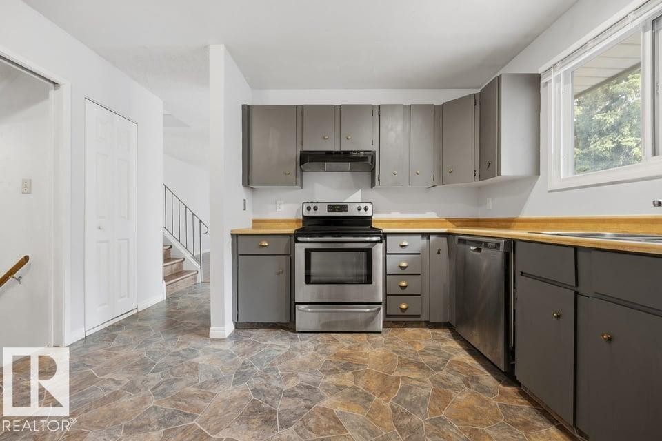 7143 180 Street Nw, Edmonton, AB