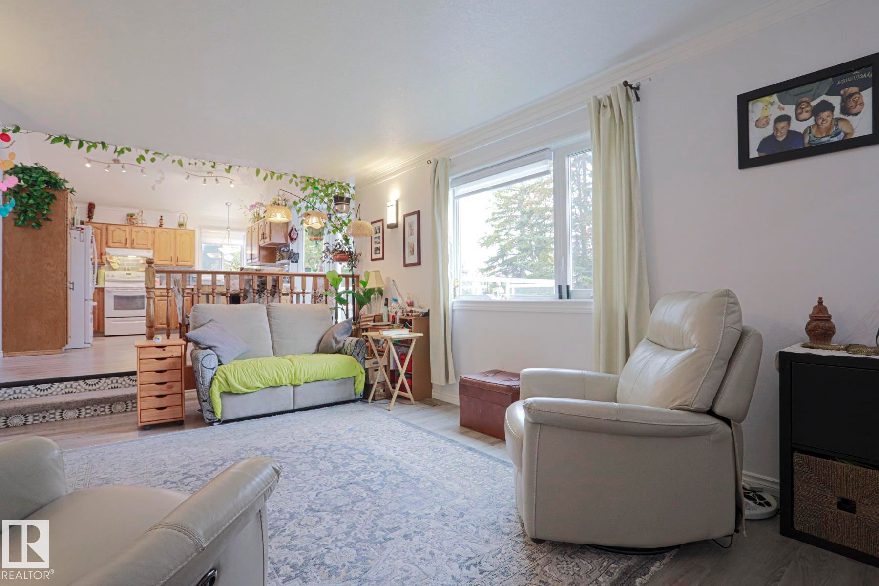 4424 124 Avenue Nw, Edmonton, AB
