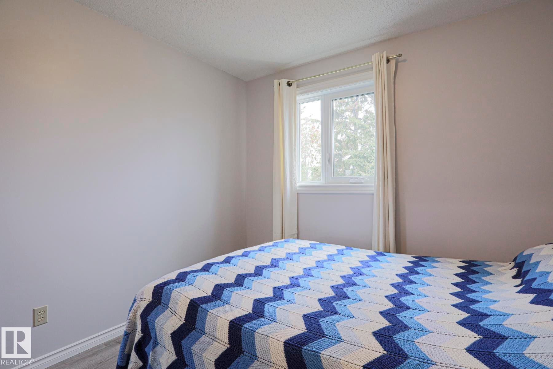 4424 124 Avenue Nw, Edmonton, AB