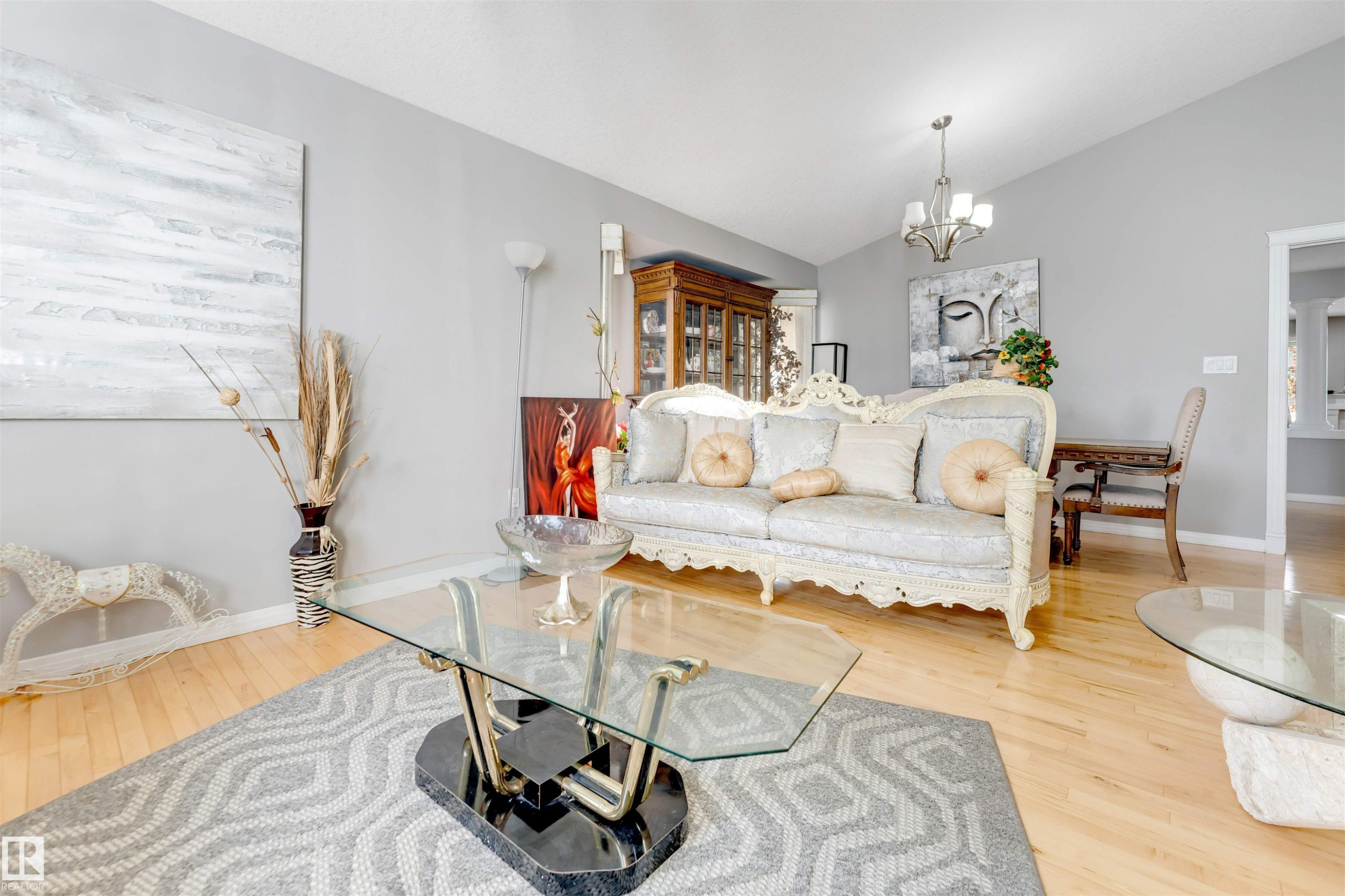 3738 28A Street Nw, Edmonton, AB