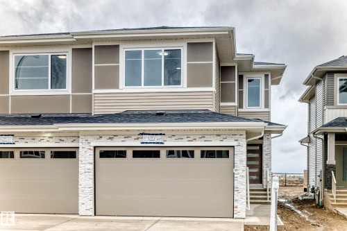 87 PATRIOT Way   Spruce Grove, AB T7X 4E8
