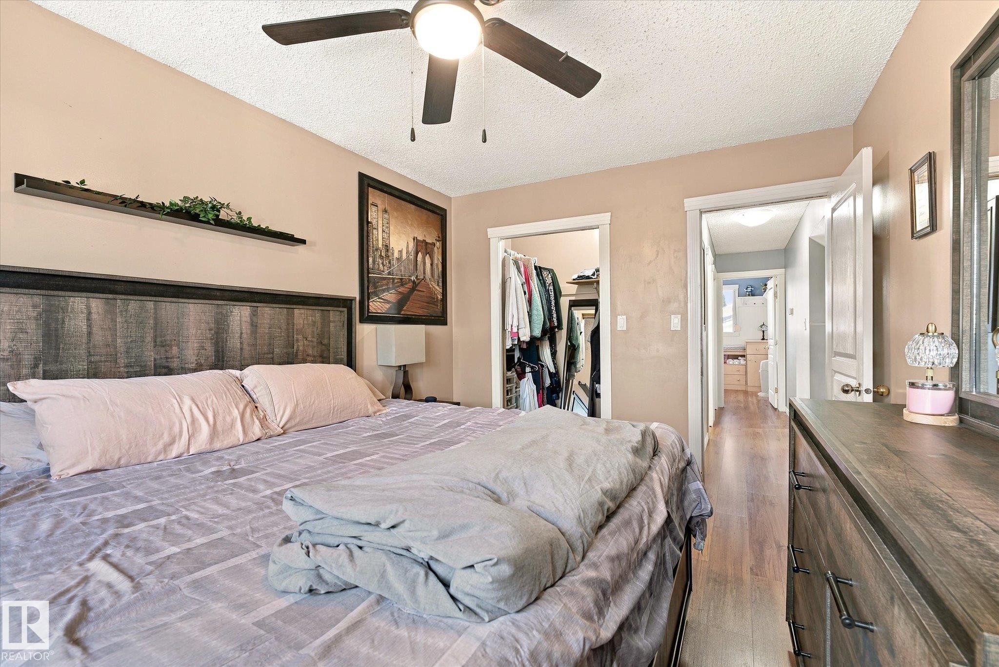 4328 38 Street Nw, Edmonton, AB