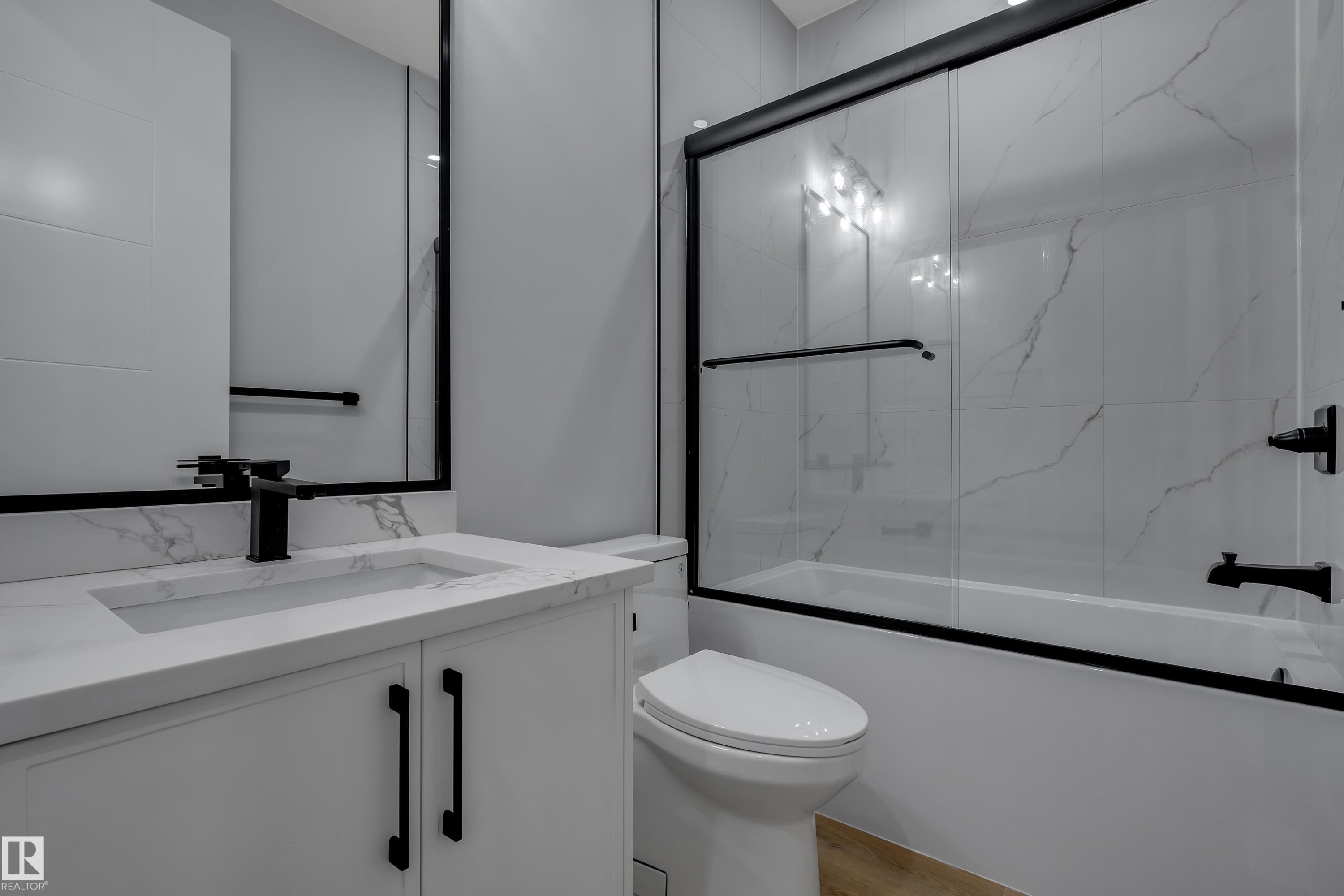717 Astoria Way, Devon, AB