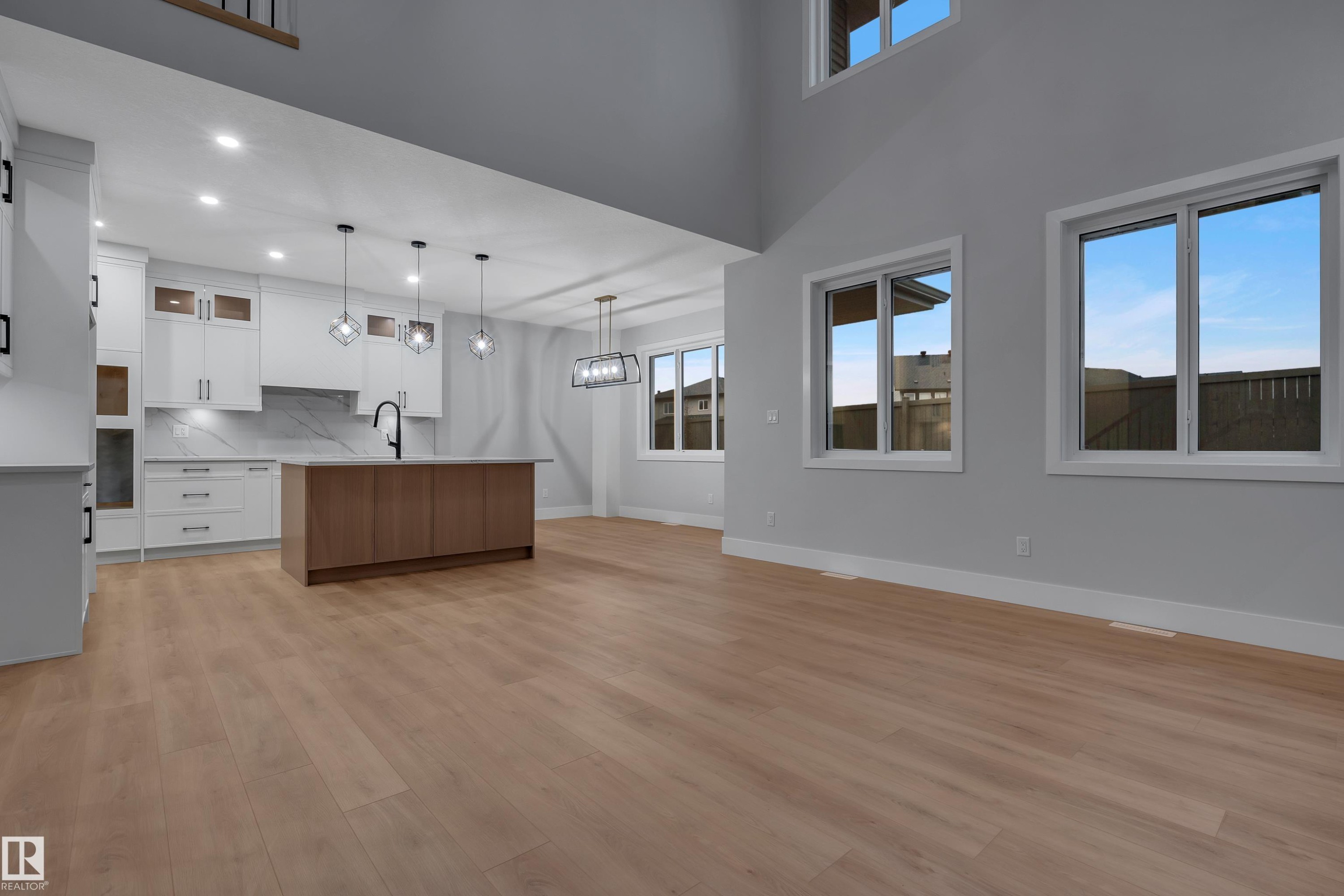 717 Astoria Way, Devon, AB