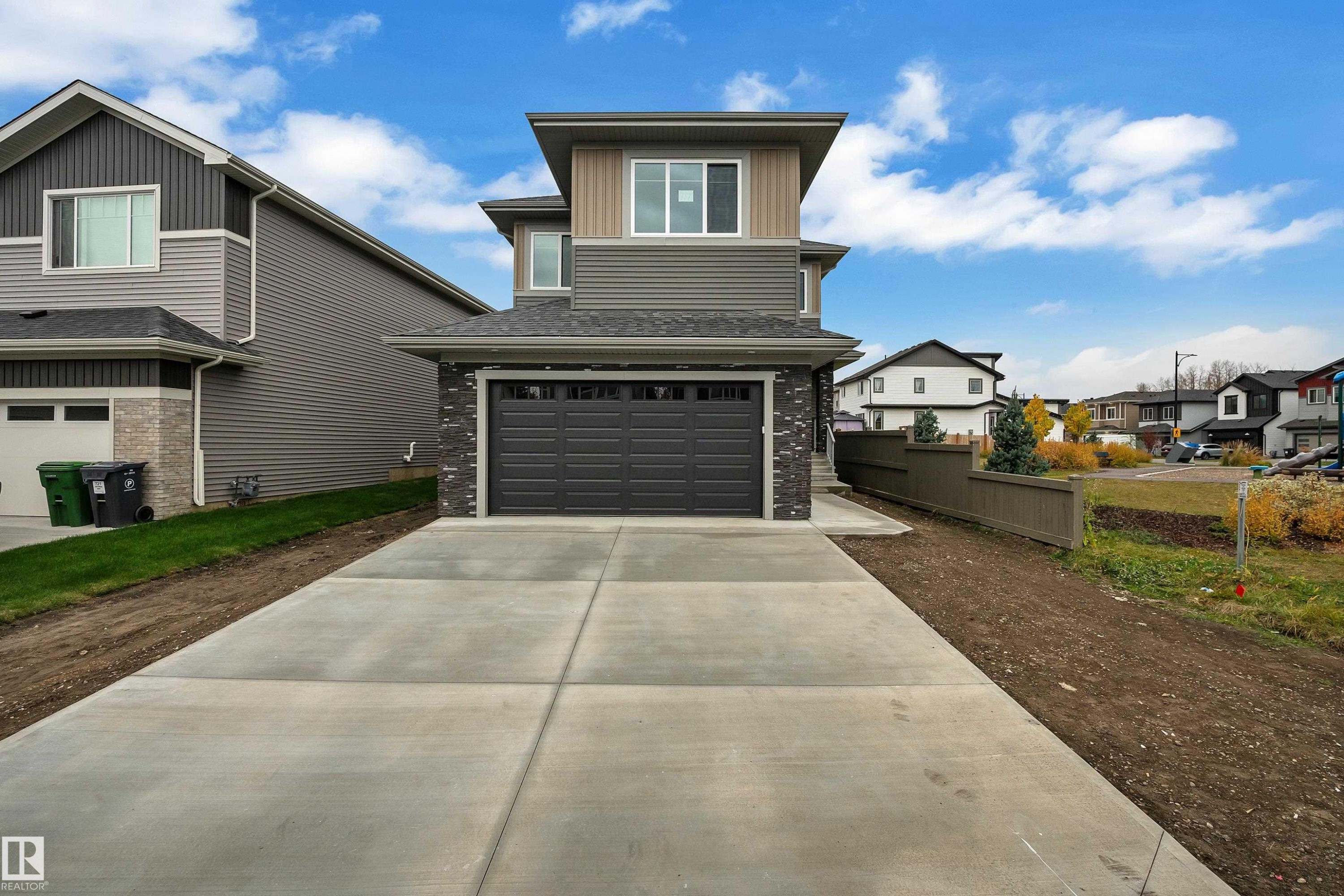 717 Astoria Way, Devon, AB