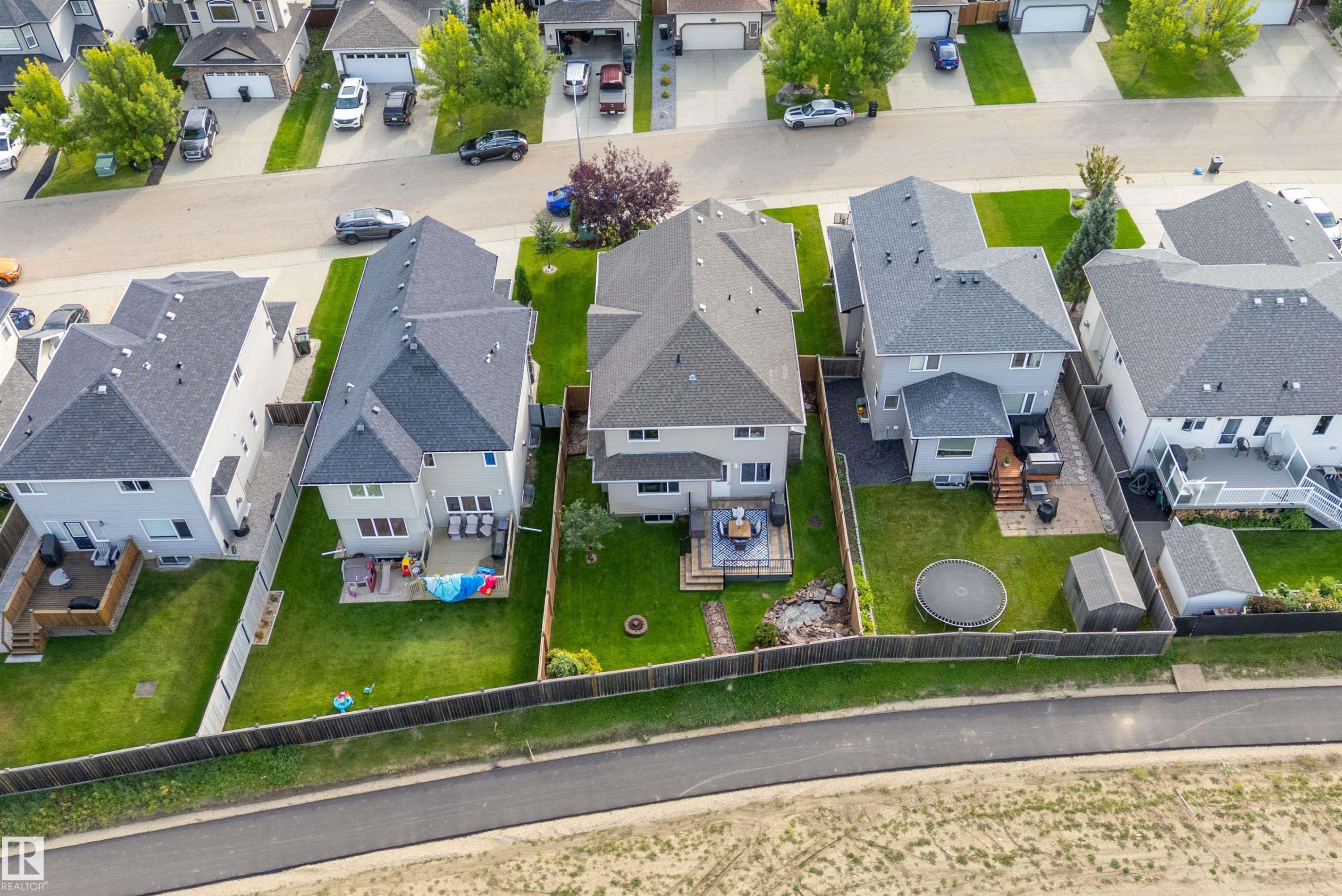 87 Lamplight Drive, Spruce Grove, AB
