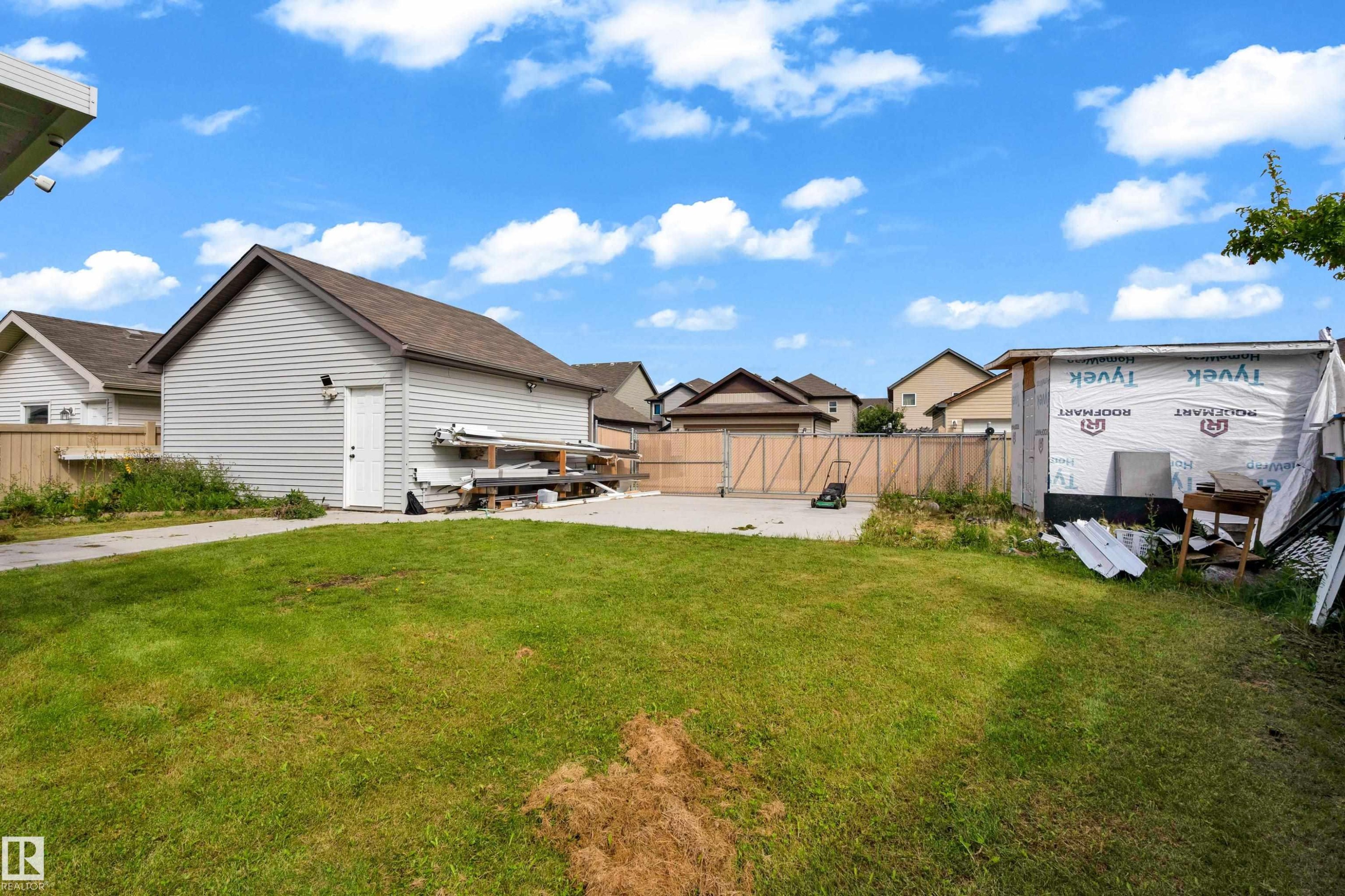 5608 17 Avenue Sw, Edmonton, AB