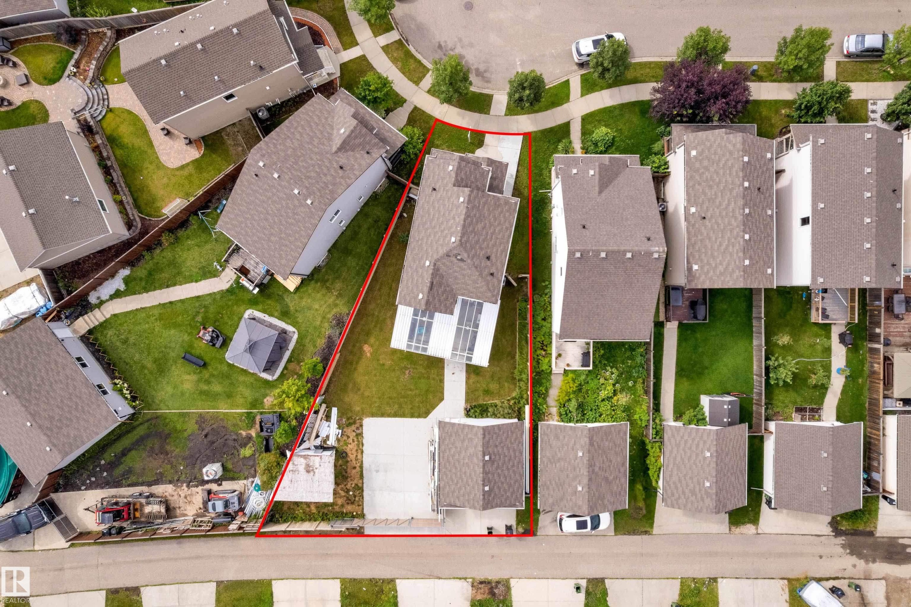 5608 17 Avenue Sw, Edmonton, AB