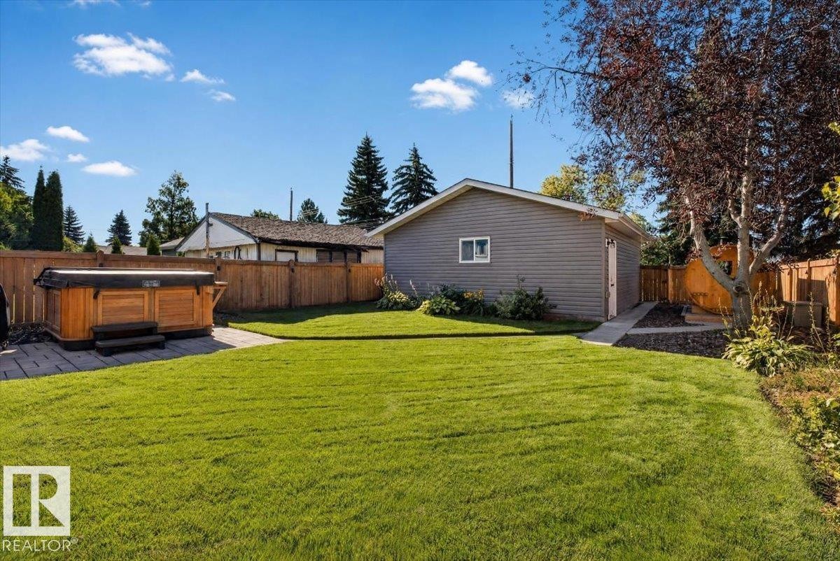 10951 62 Avenue Nw, Edmonton, AB