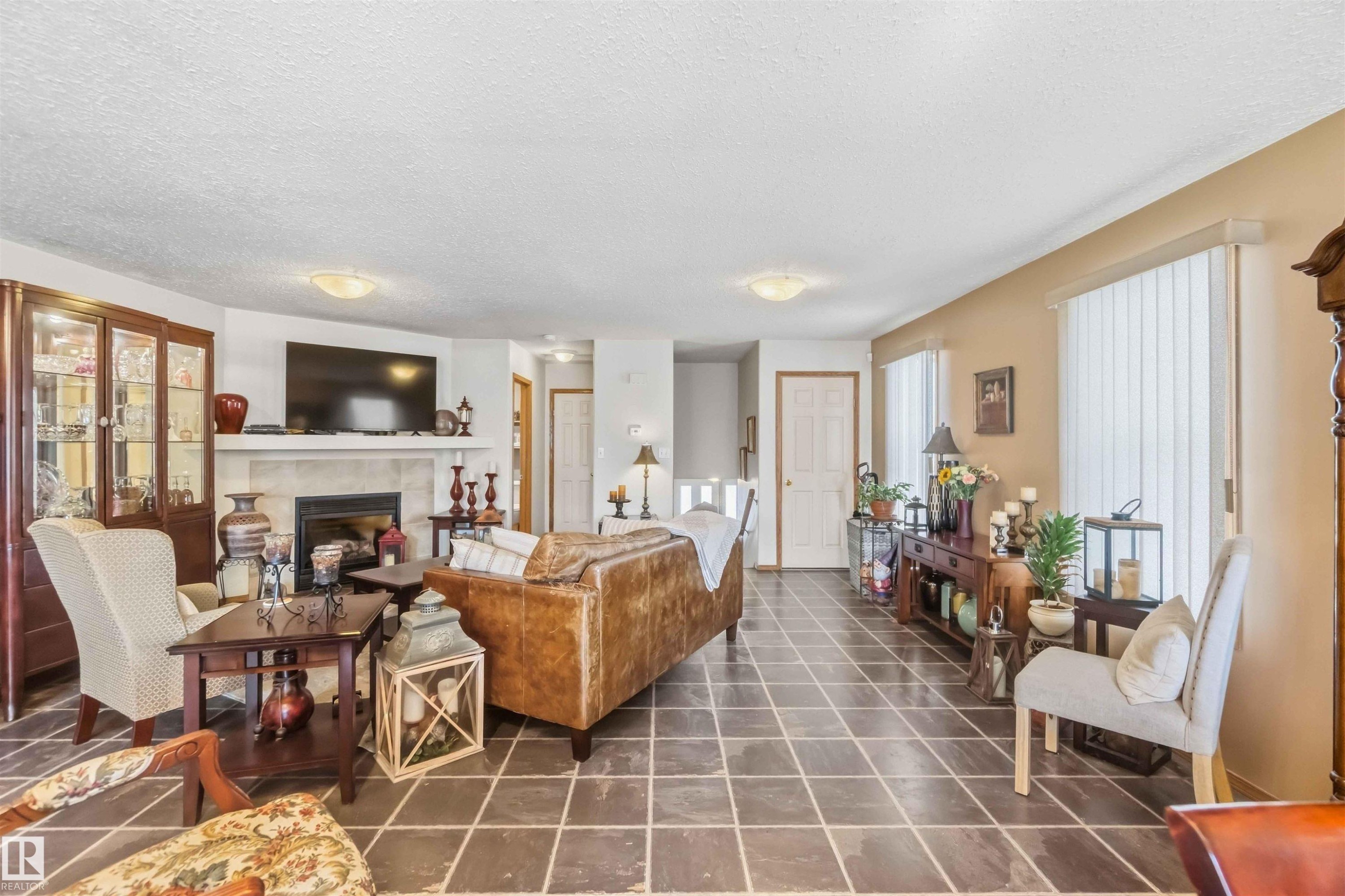 Hideaway play space or storage with a window! - 497 Kananaskis Drive, Devon, AB