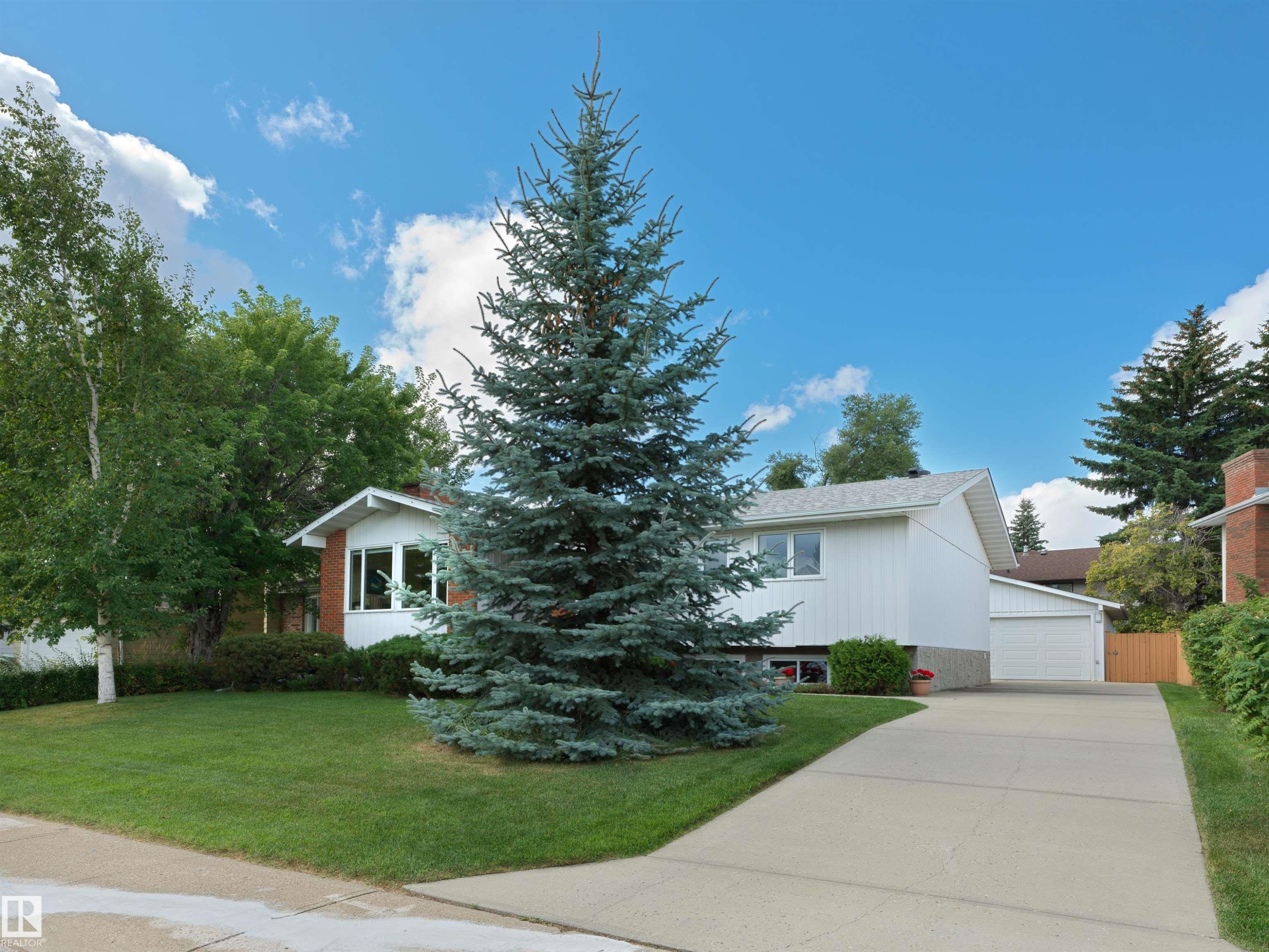 28 Westridge Crescent Nw, Edmonton, AB