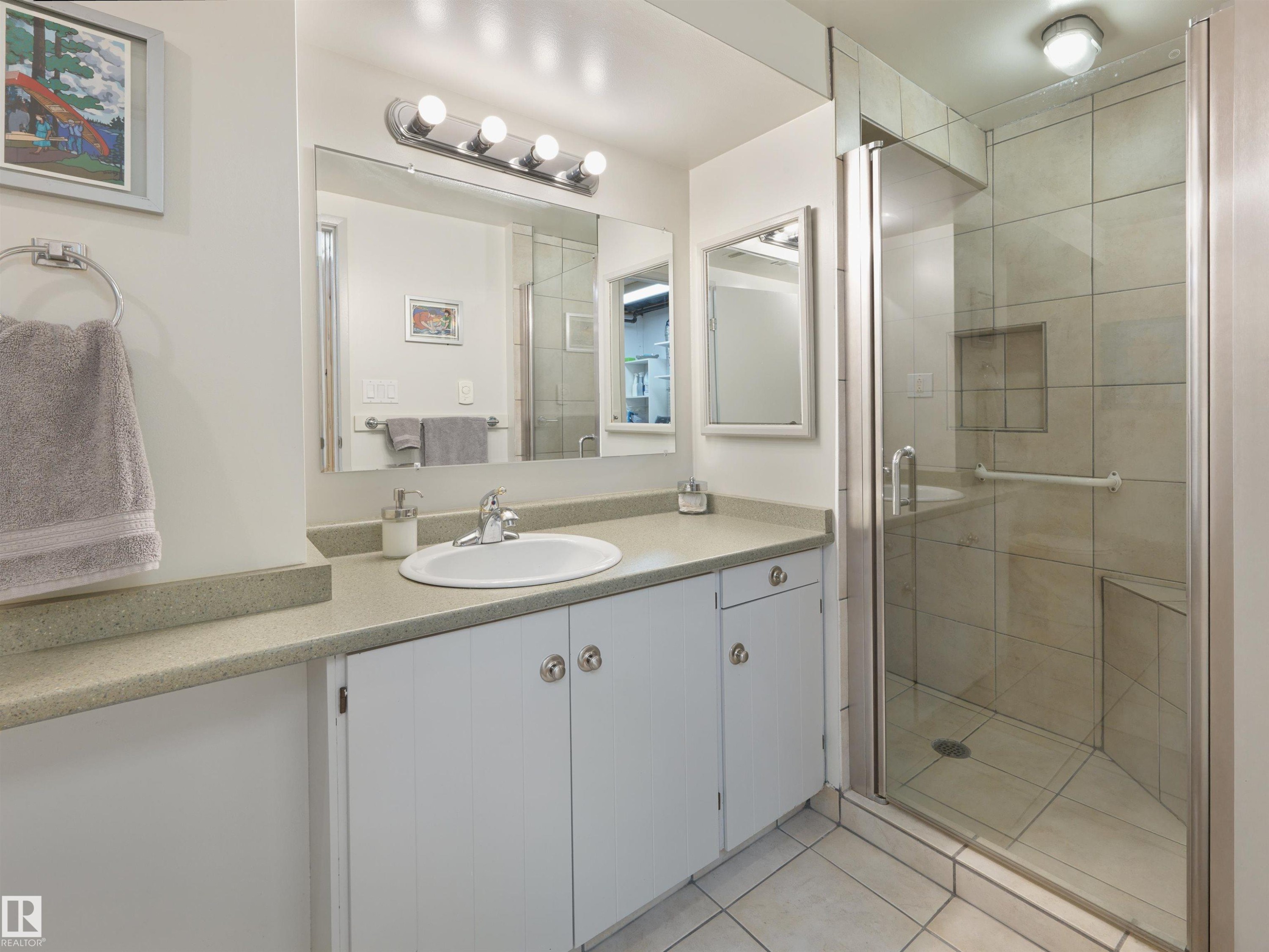 28 Westridge Crescent Nw, Edmonton, AB
