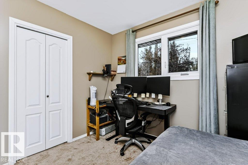 8104 162 Street Nw, Edmonton, AB