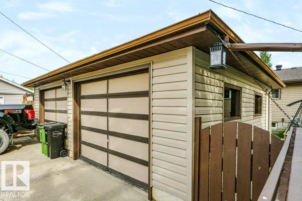 8104 162 Street Nw, Edmonton, AB