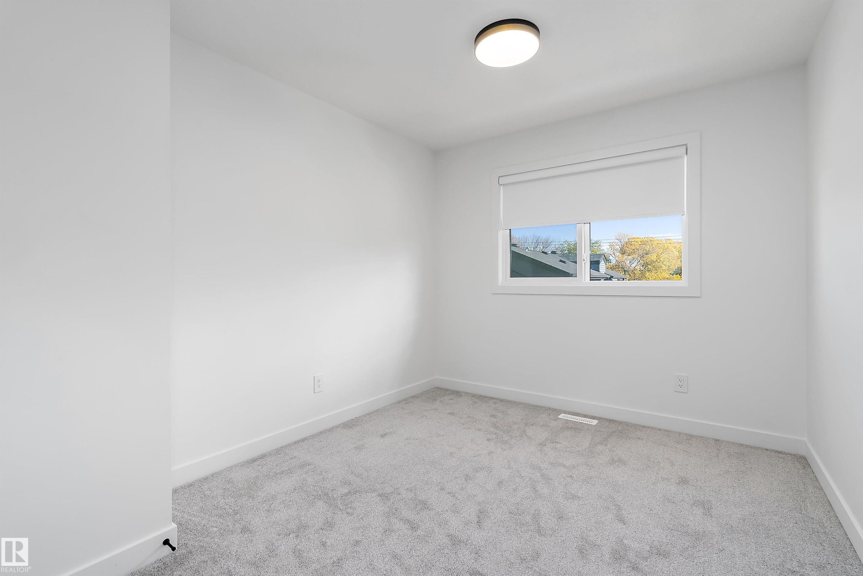 9727 153 Street Nw, Edmonton, AB