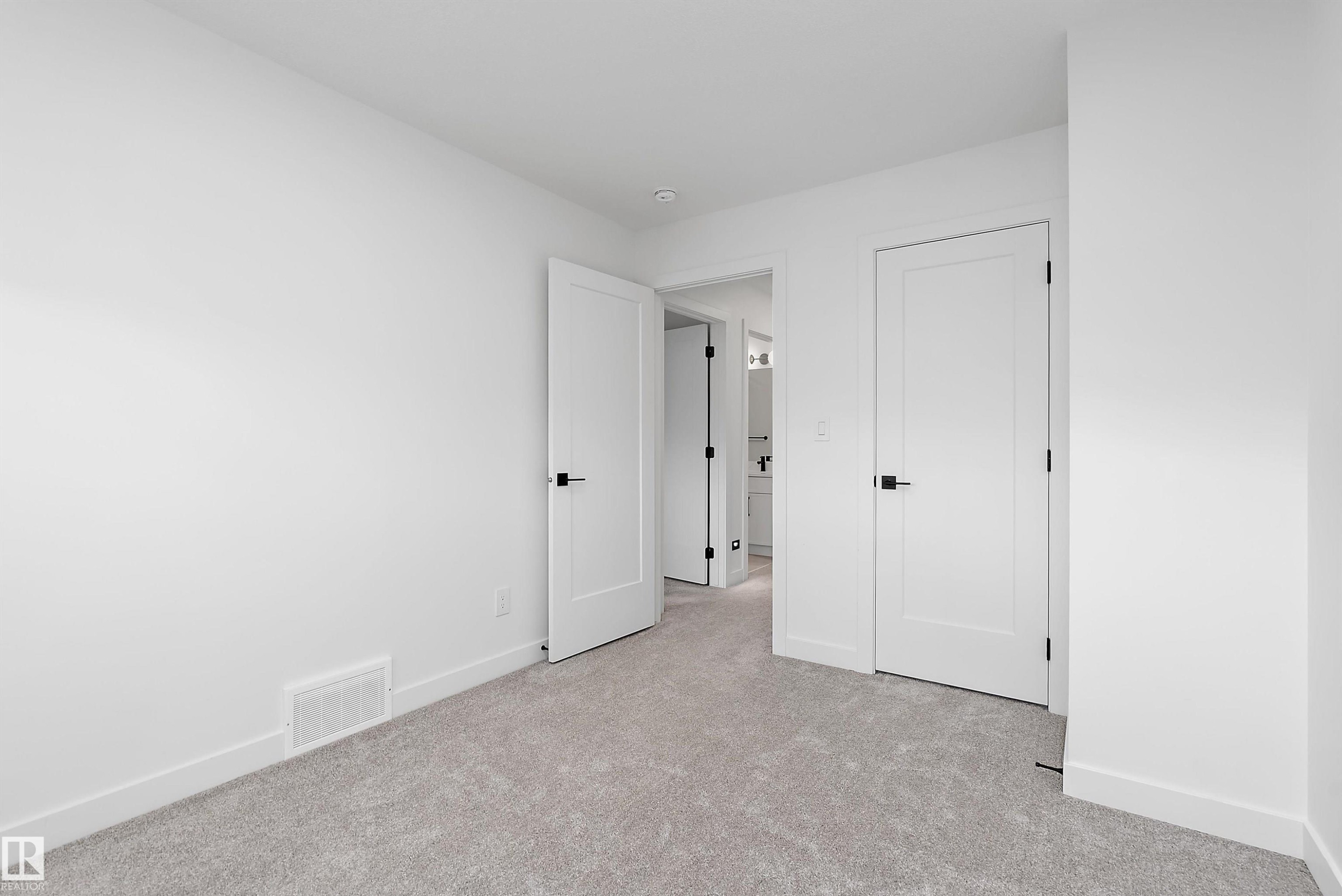 9727 153 Street Nw, Edmonton, AB