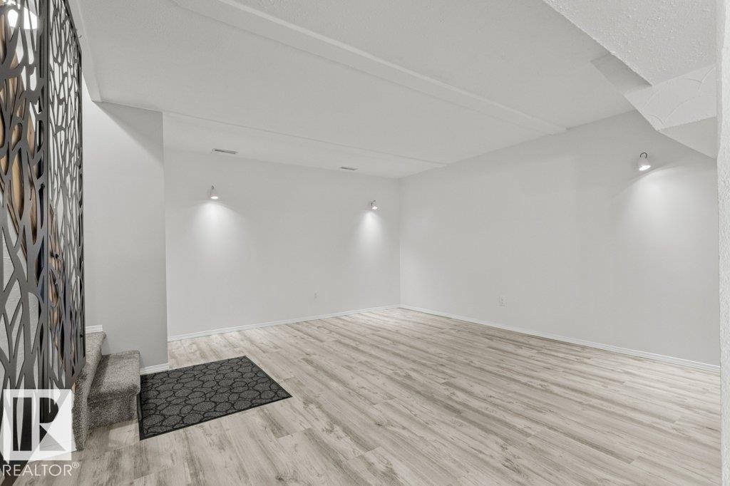 11343 22 Avenue Nw, Edmonton, AB