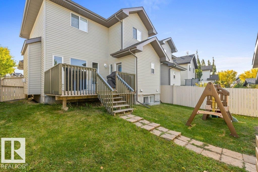 9056 Shaw Way Sw, Edmonton, AB