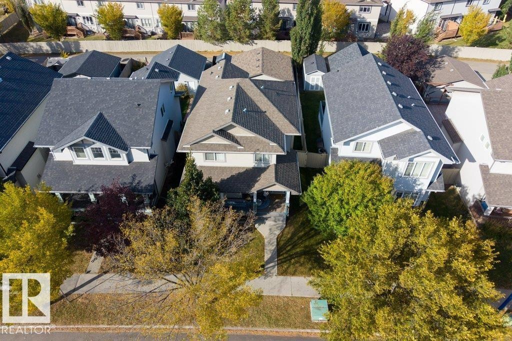 9056 Shaw Way Sw, Edmonton, AB