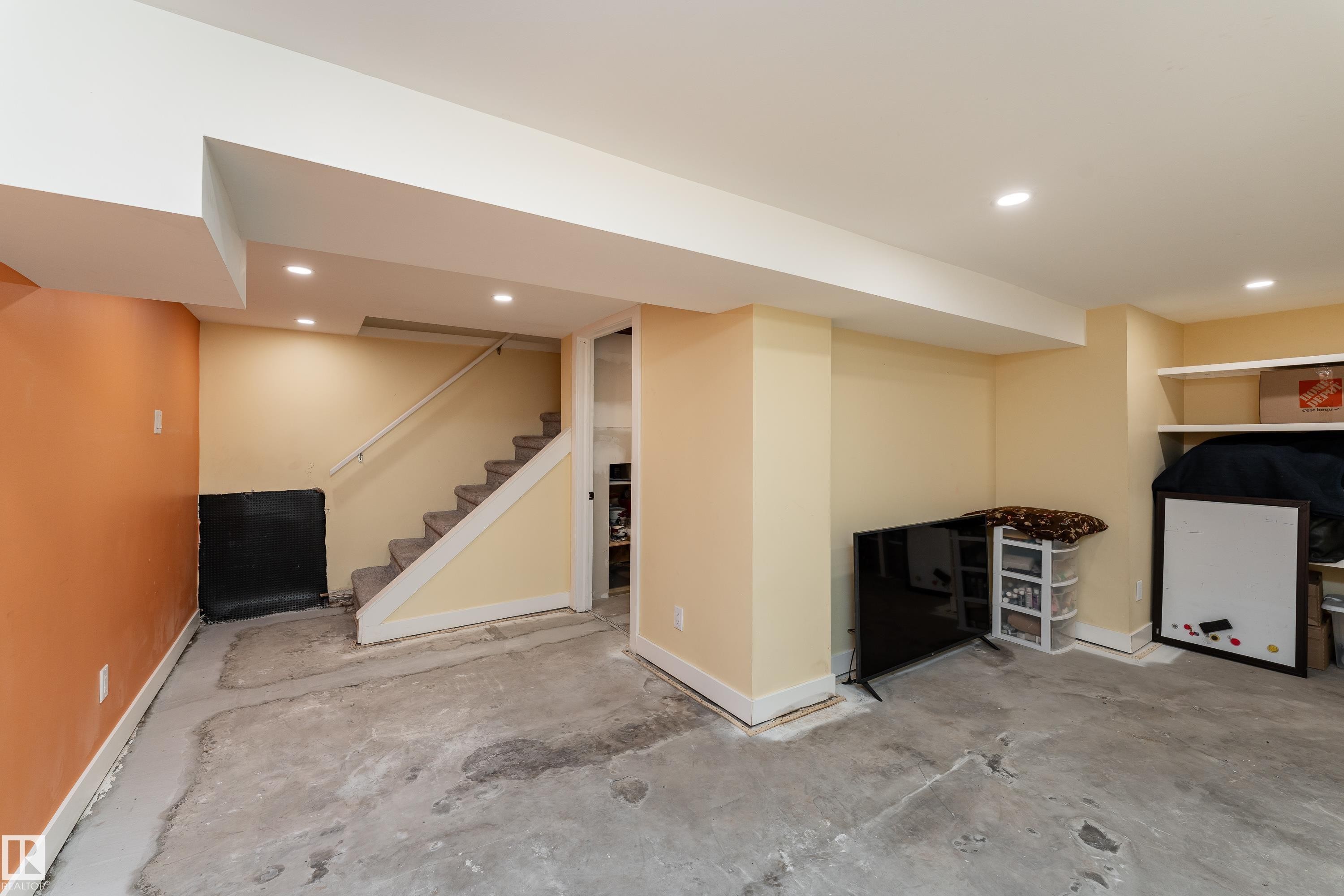 11225 127 Street Nw, Edmonton, AB