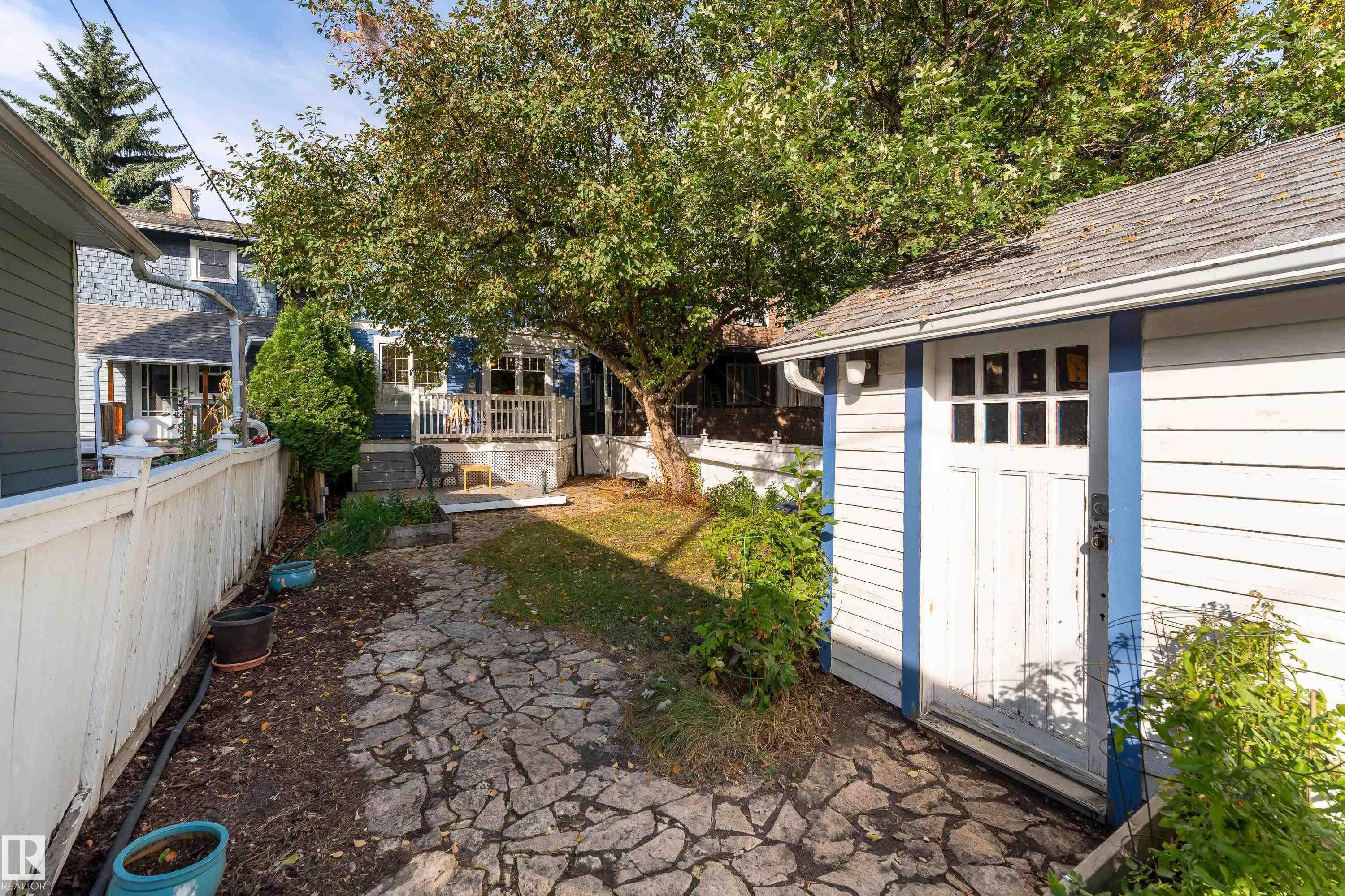 11225 127 Street Nw, Edmonton, AB