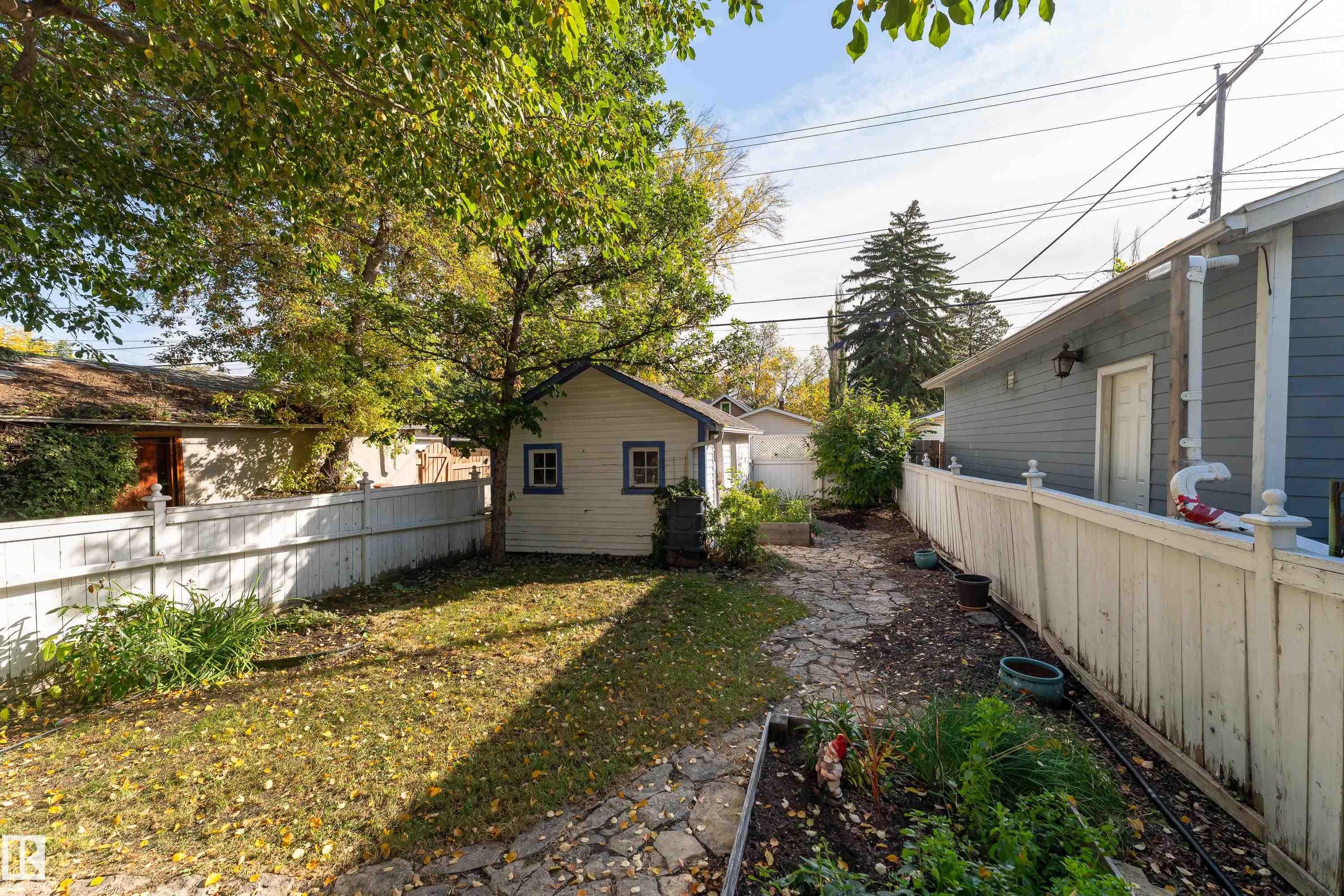 11225 127 Street Nw, Edmonton, AB