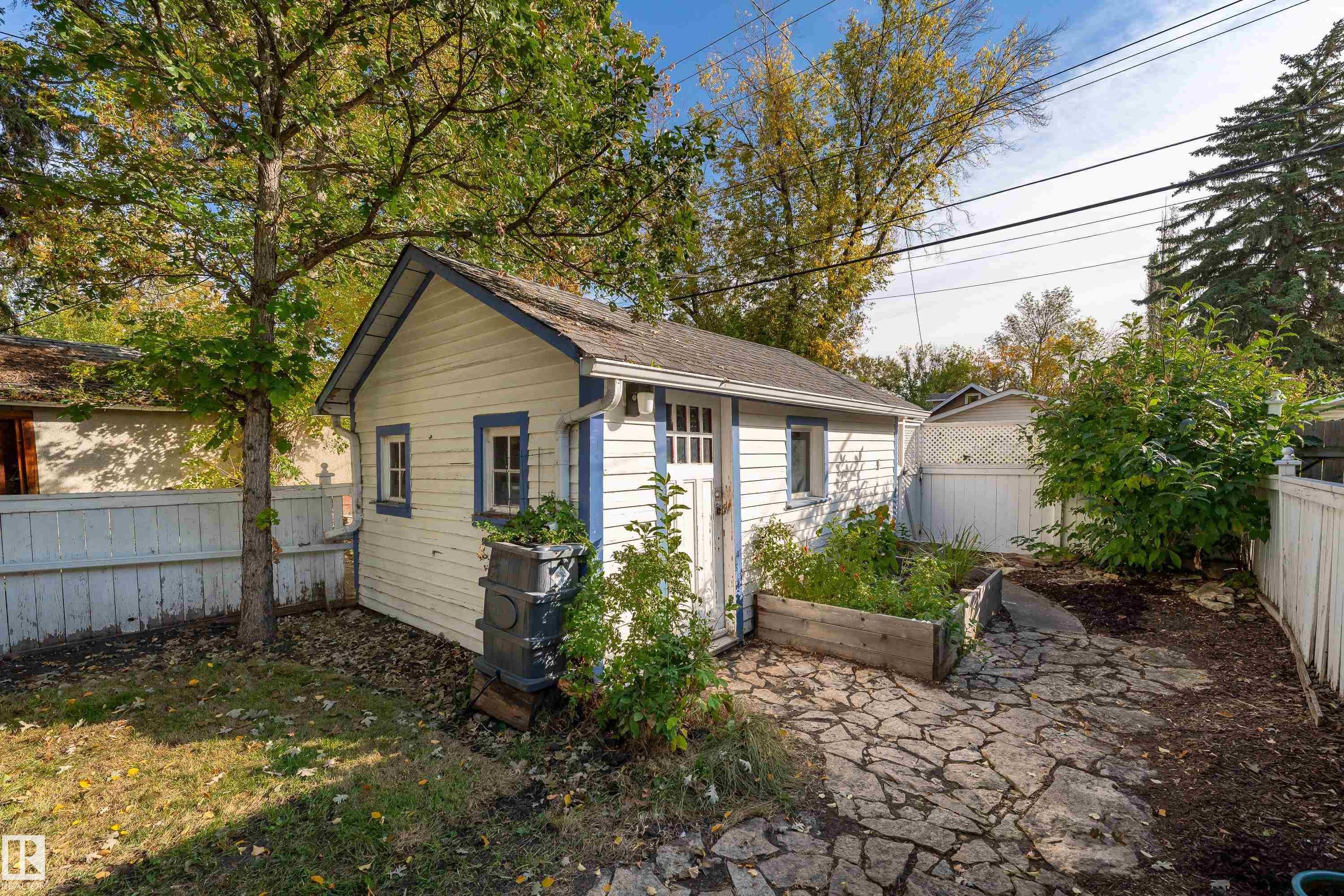 11225 127 Street Nw, Edmonton, AB