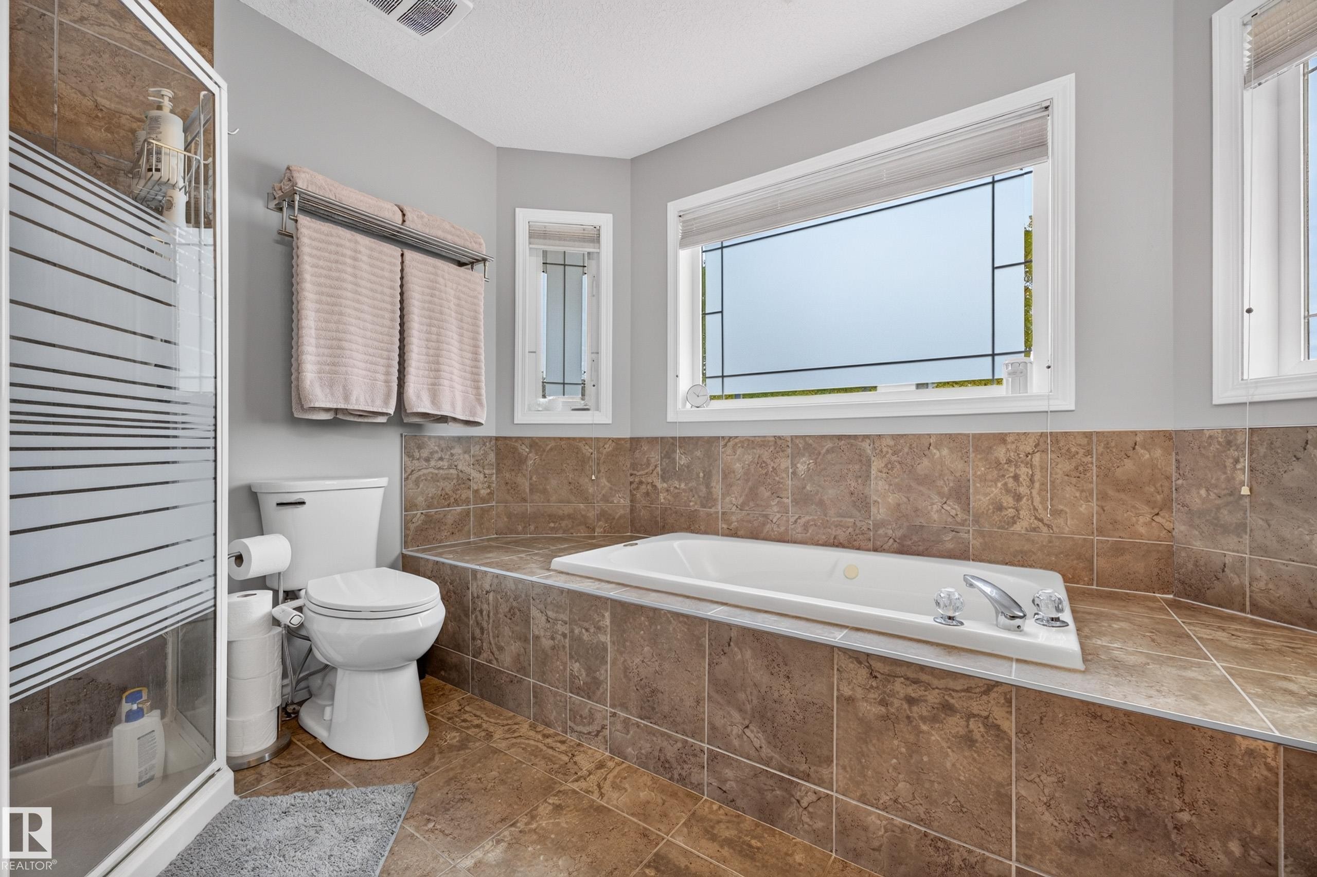 1005 Ormsby Crescent Nw, Edmonton, AB