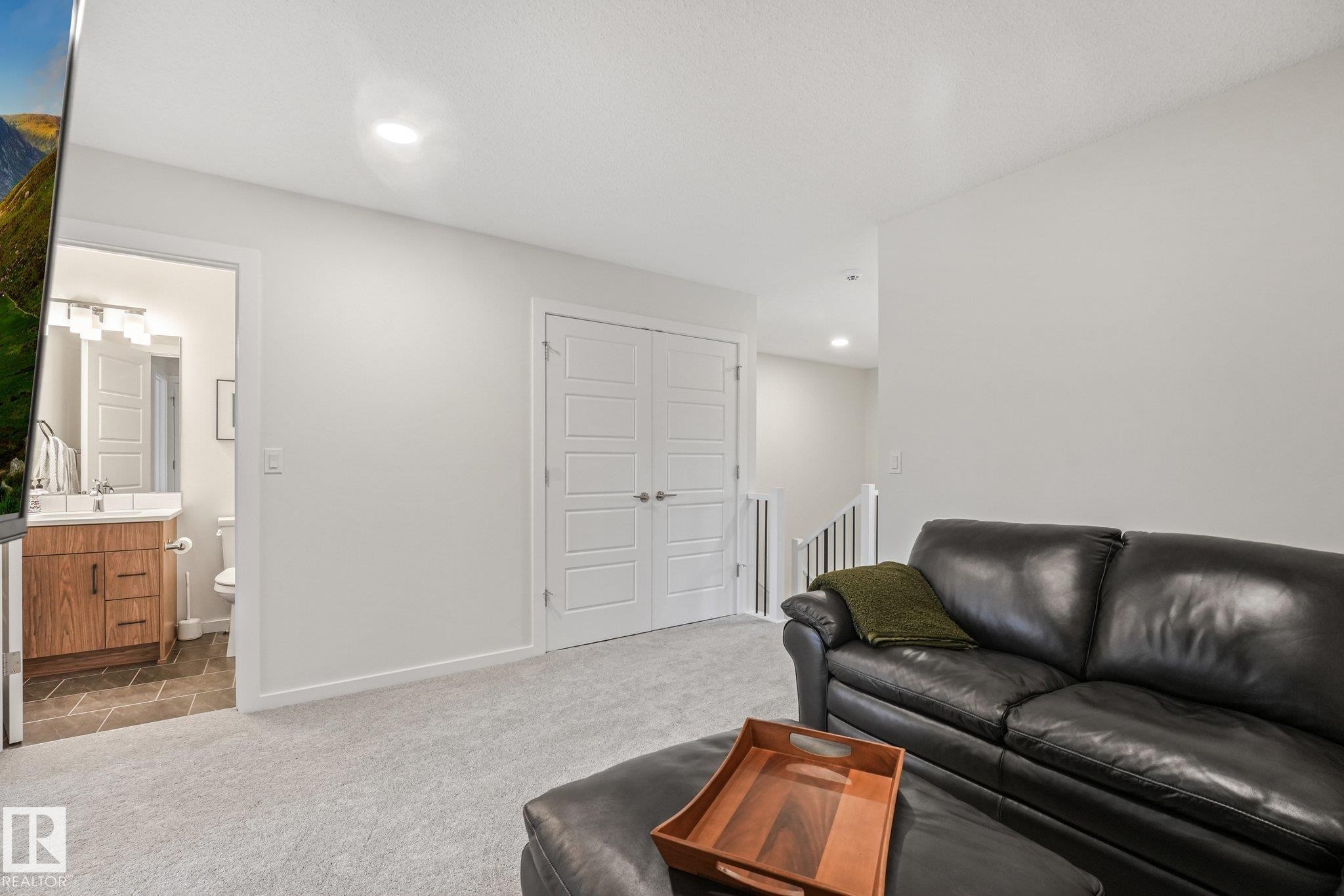 2497 Kelly Circle Circle Sw, Edmonton, AB