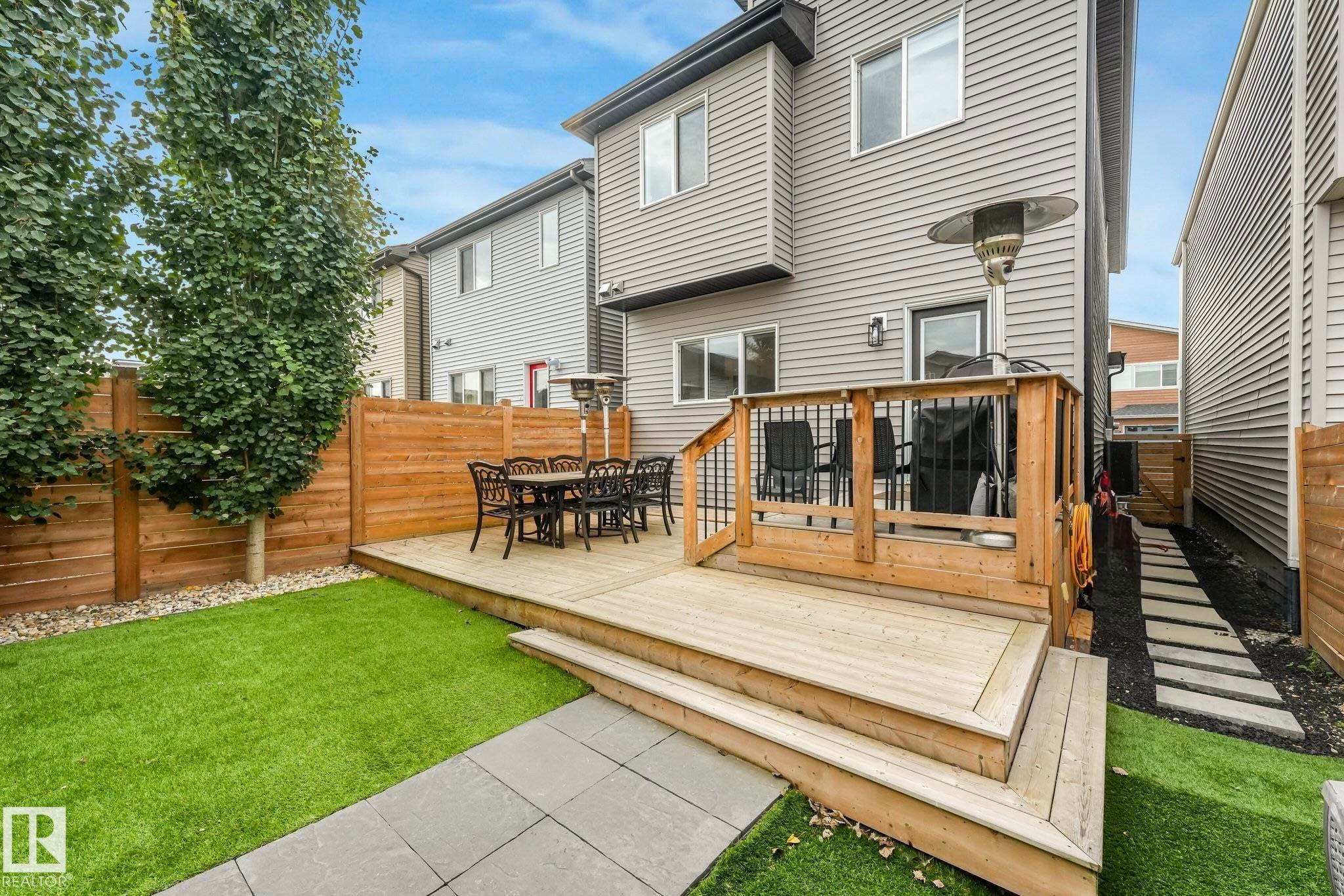 2497 Kelly Circle Circle Sw, Edmonton, AB