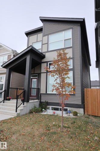 30 NETTLE Crescent   St. Albert, AB T8N 7Z8