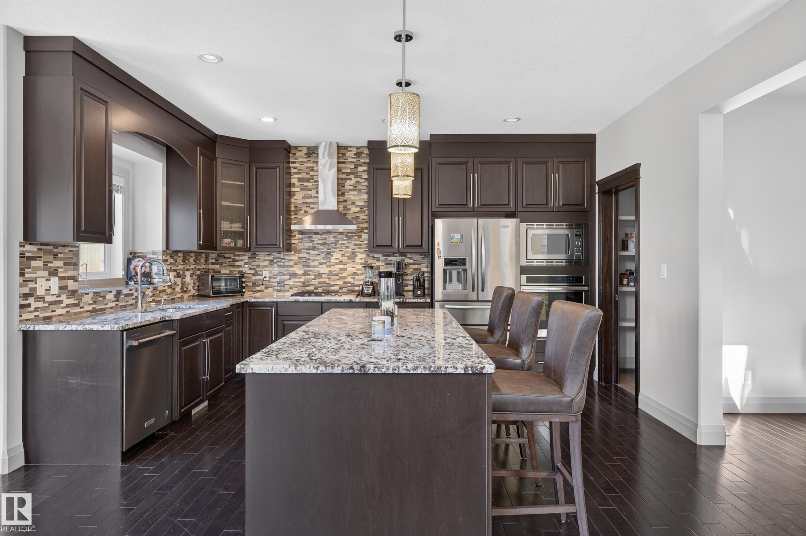 2433 Ashcraft Crescent Sw, Edmonton, AB