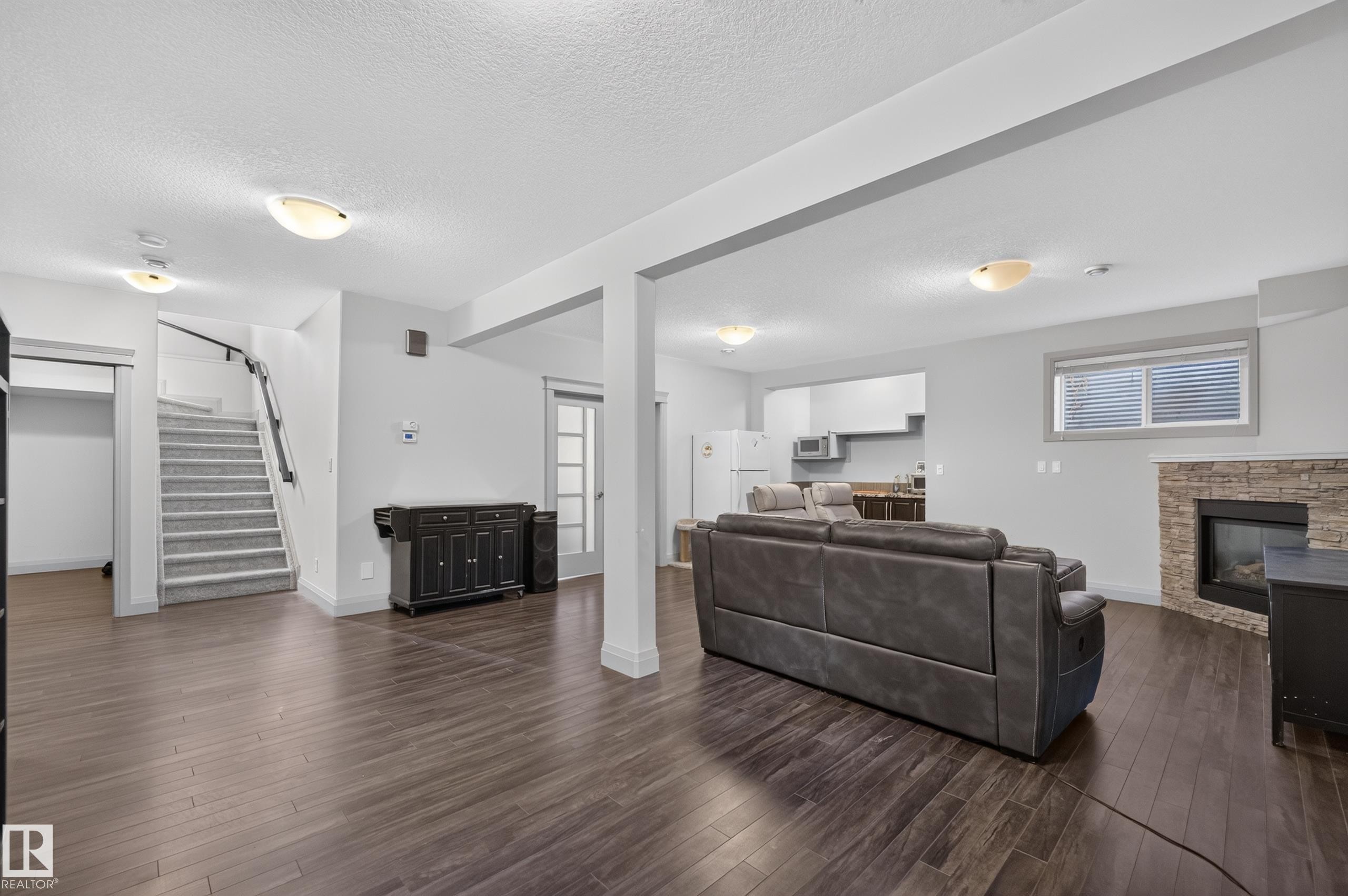 2433 Ashcraft Crescent Sw, Edmonton, AB