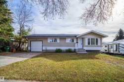 67 Sunset Boulevard  St. Albert, AB T8N 0N7