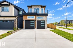 231 28 Street SW Edmonton, AB T6X 3E4