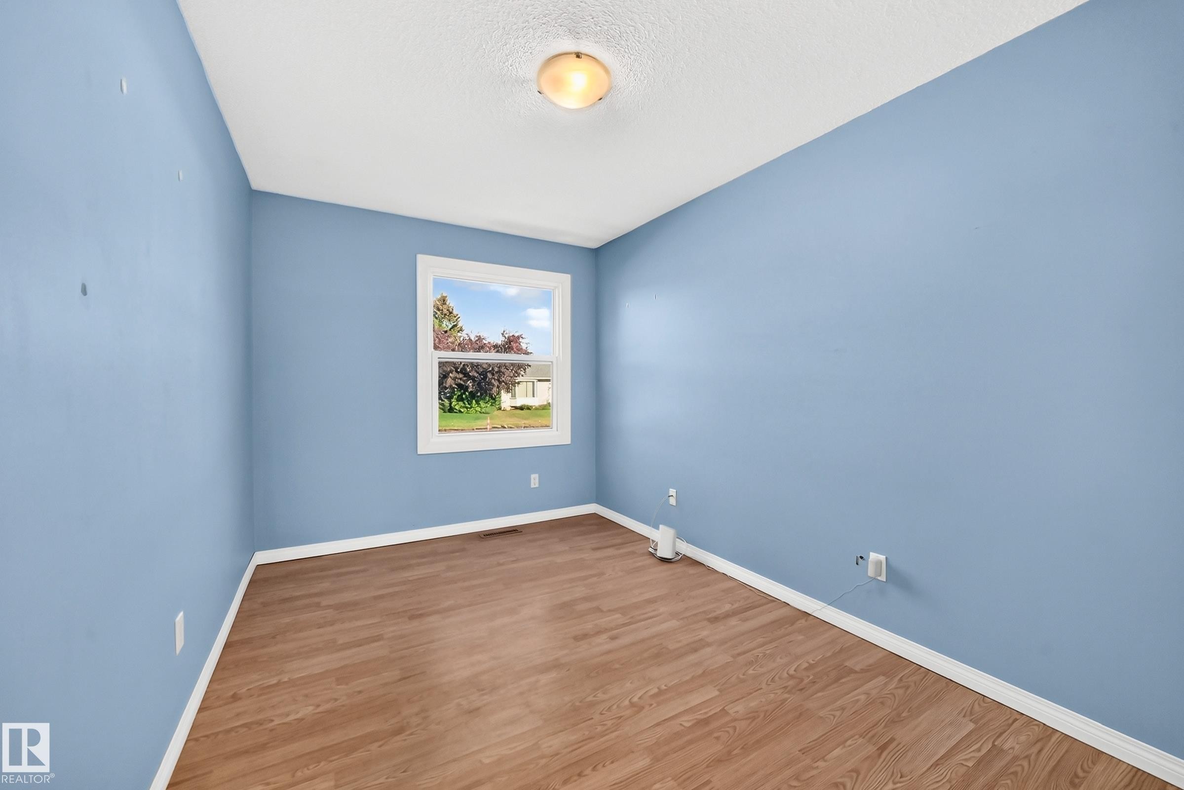 9828 164 Street Nw, Edmonton, AB