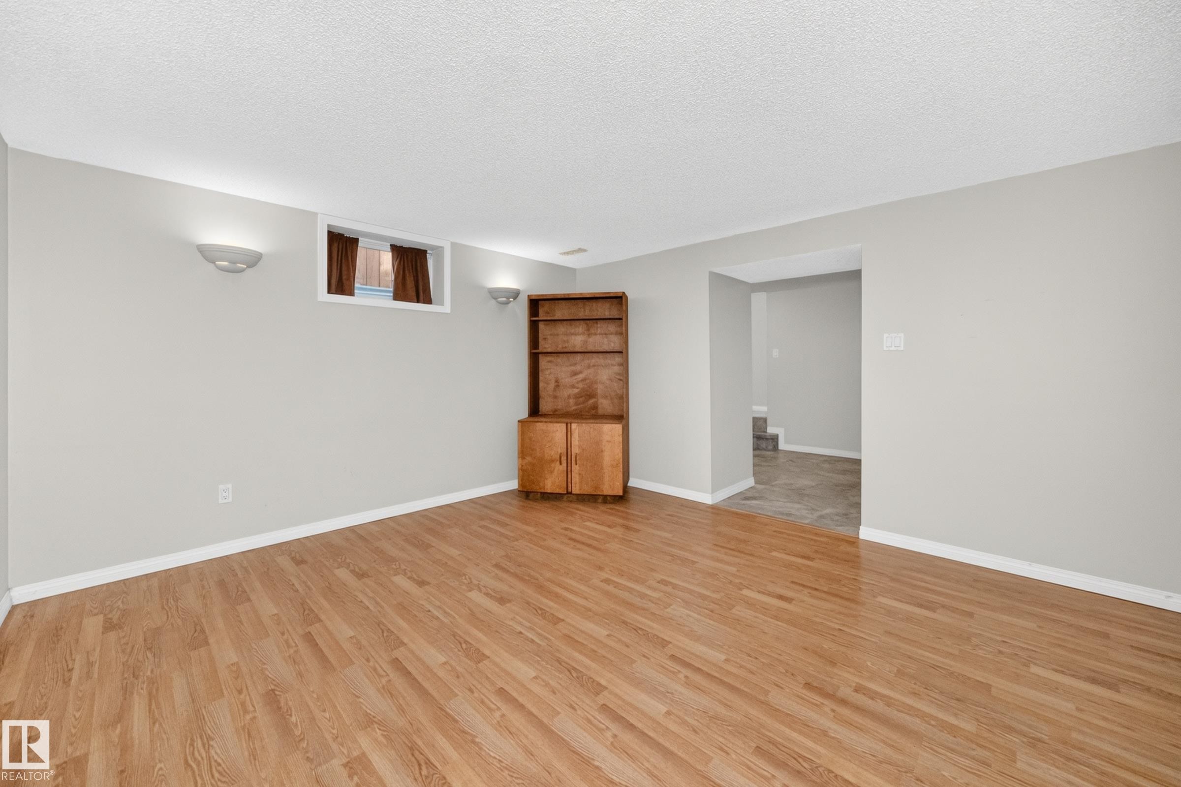 9828 164 Street Nw, Edmonton, AB