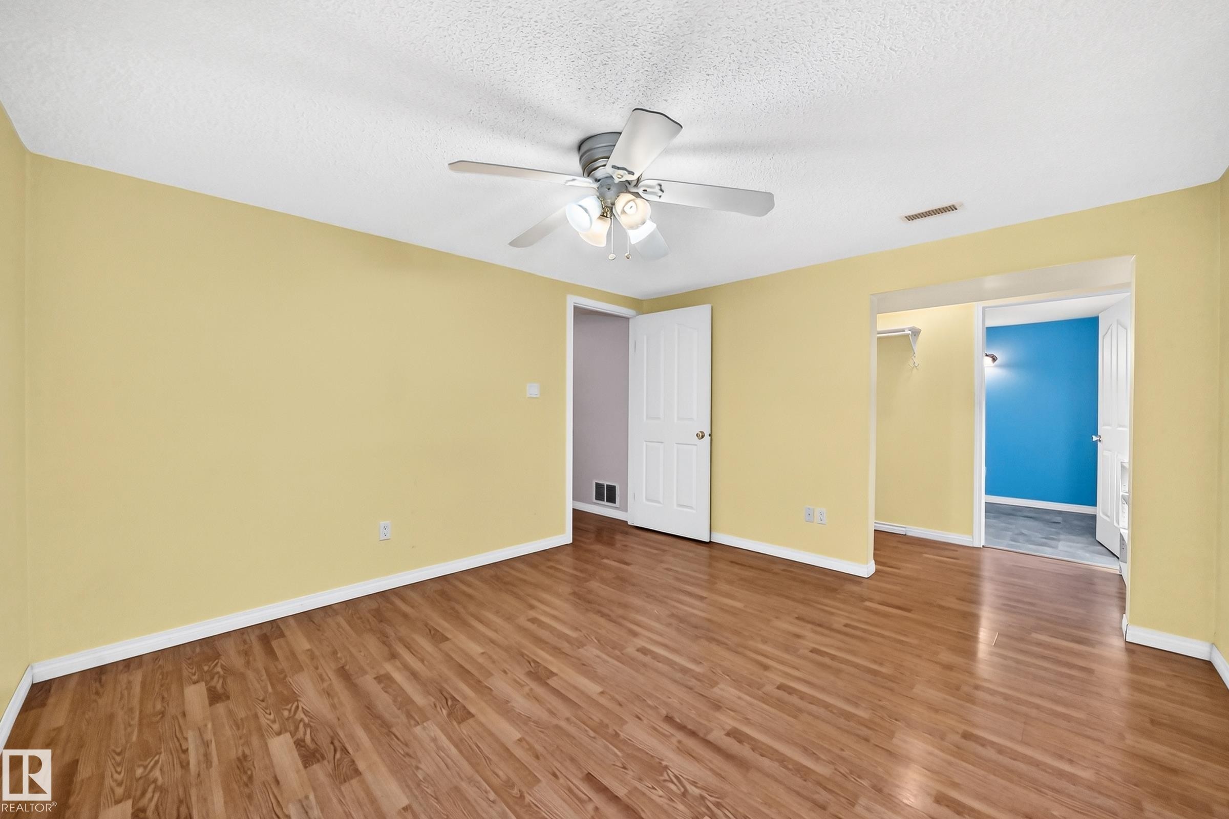 9828 164 Street Nw, Edmonton, AB