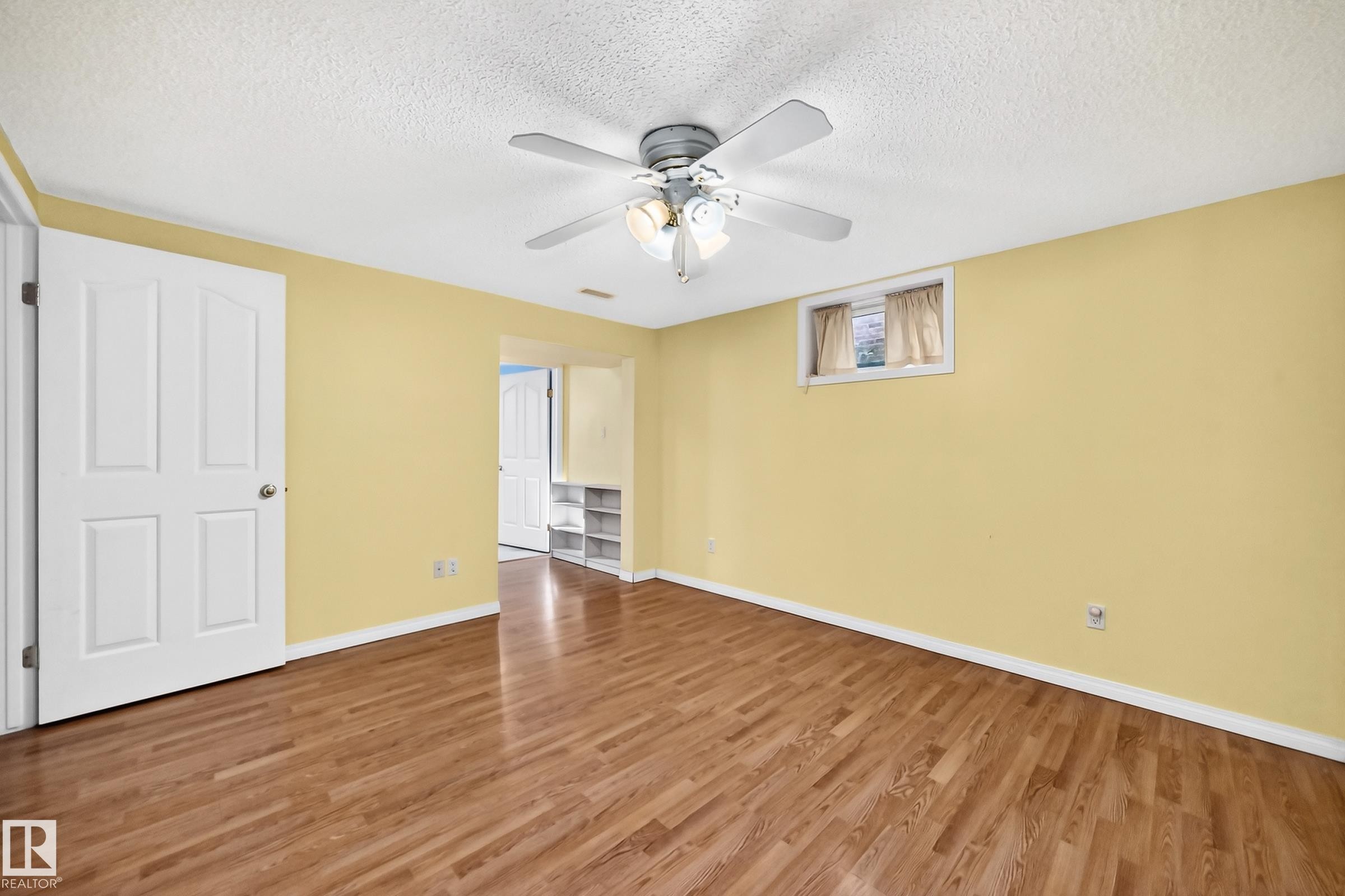 9828 164 Street Nw, Edmonton, AB