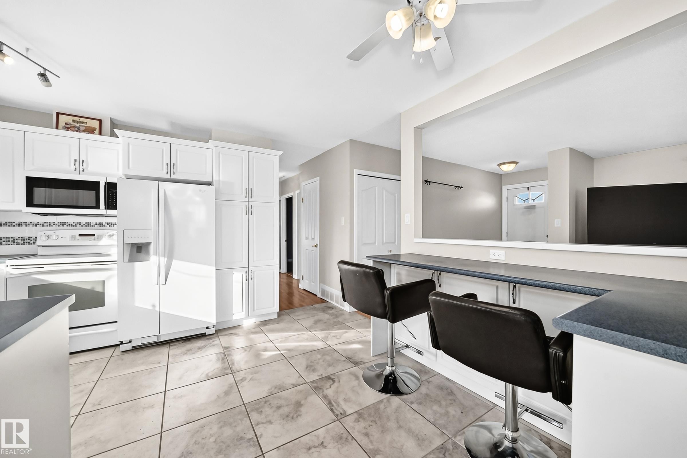 9828 164 Street Nw, Edmonton, AB