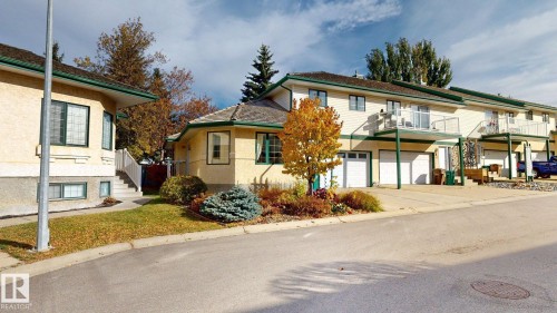#8 11 HUNCHAK WY  St. Albert, AB T8N 6P2