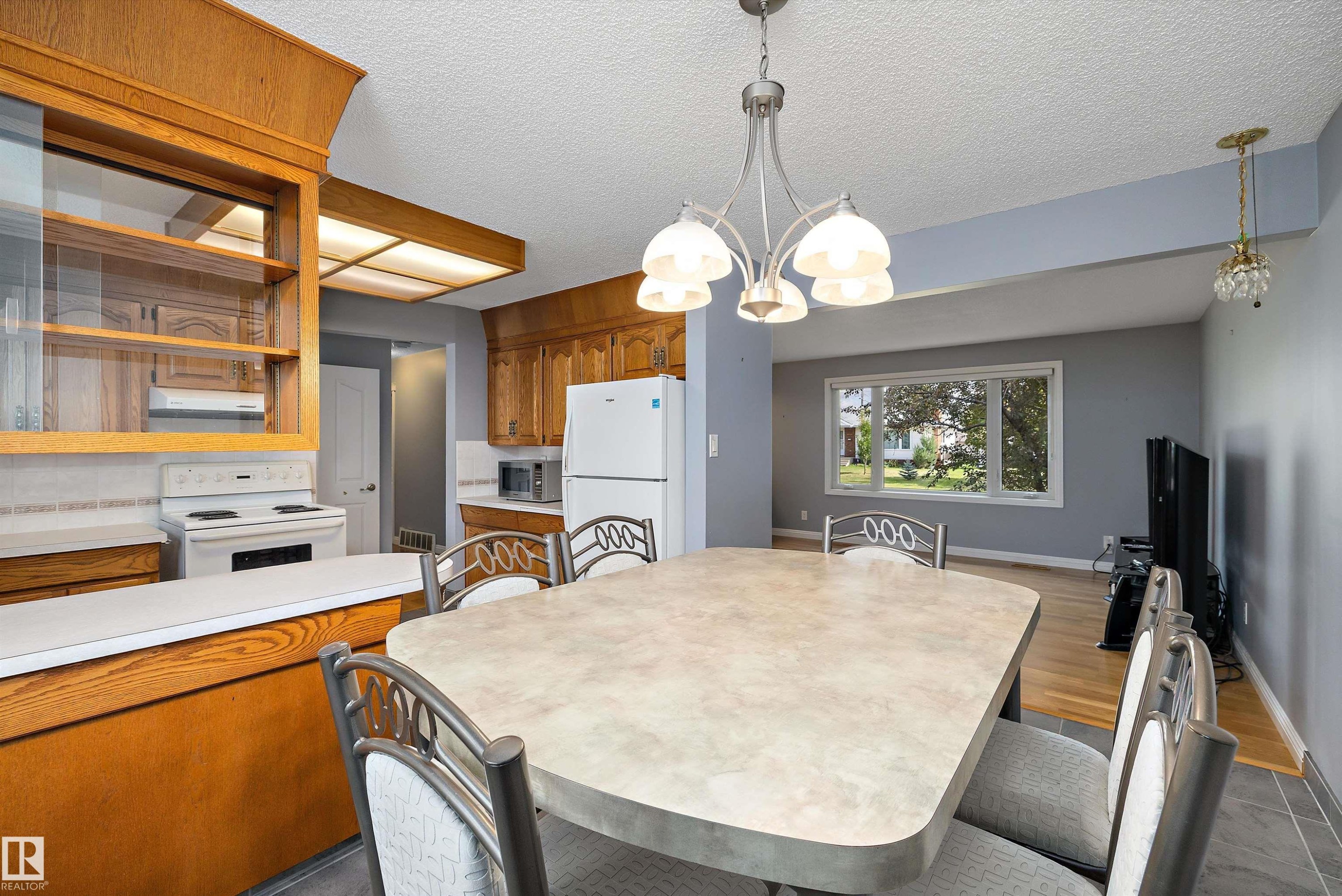 13304 73 Street Nw, Edmonton, AB