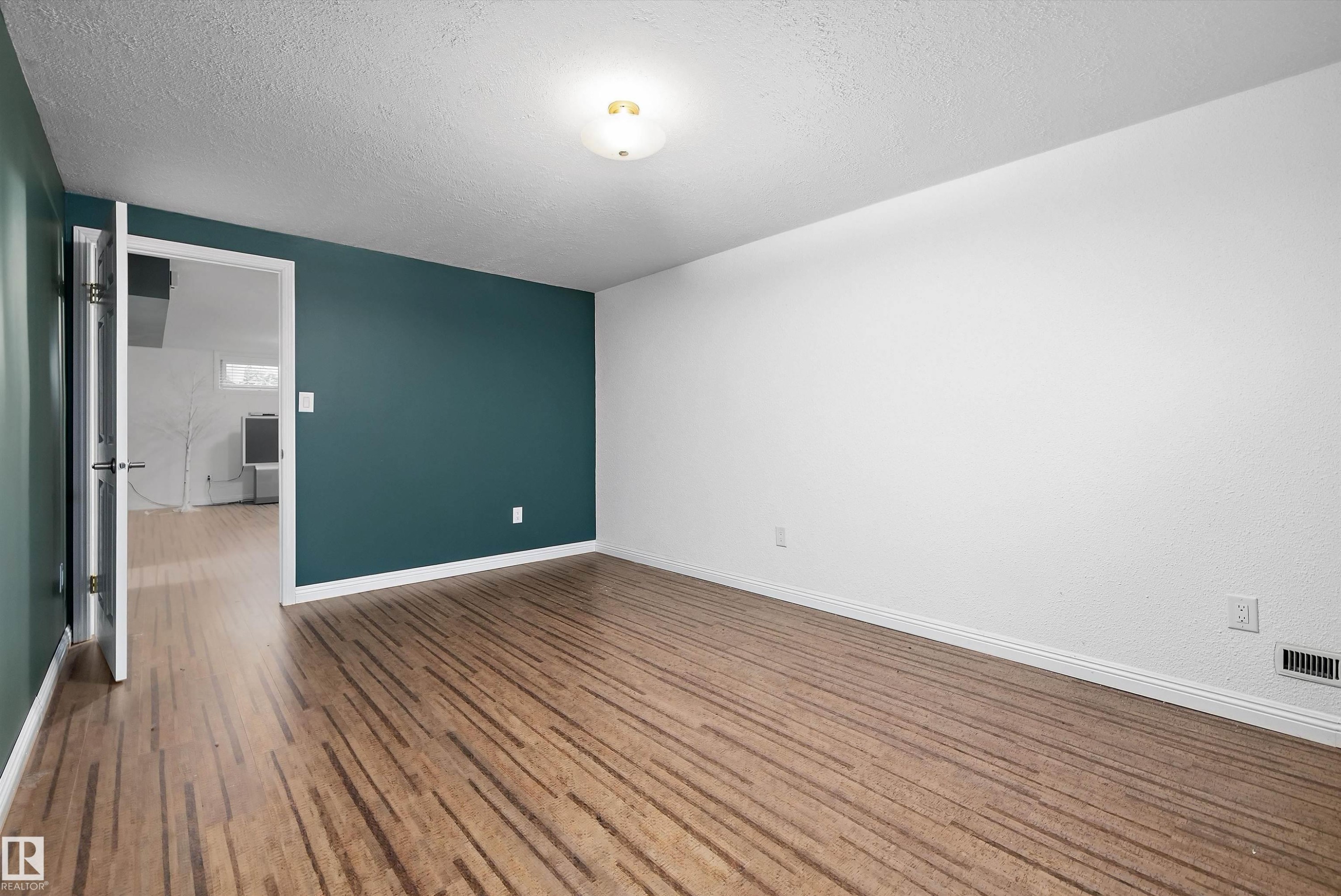 13304 73 Street Nw, Edmonton, AB