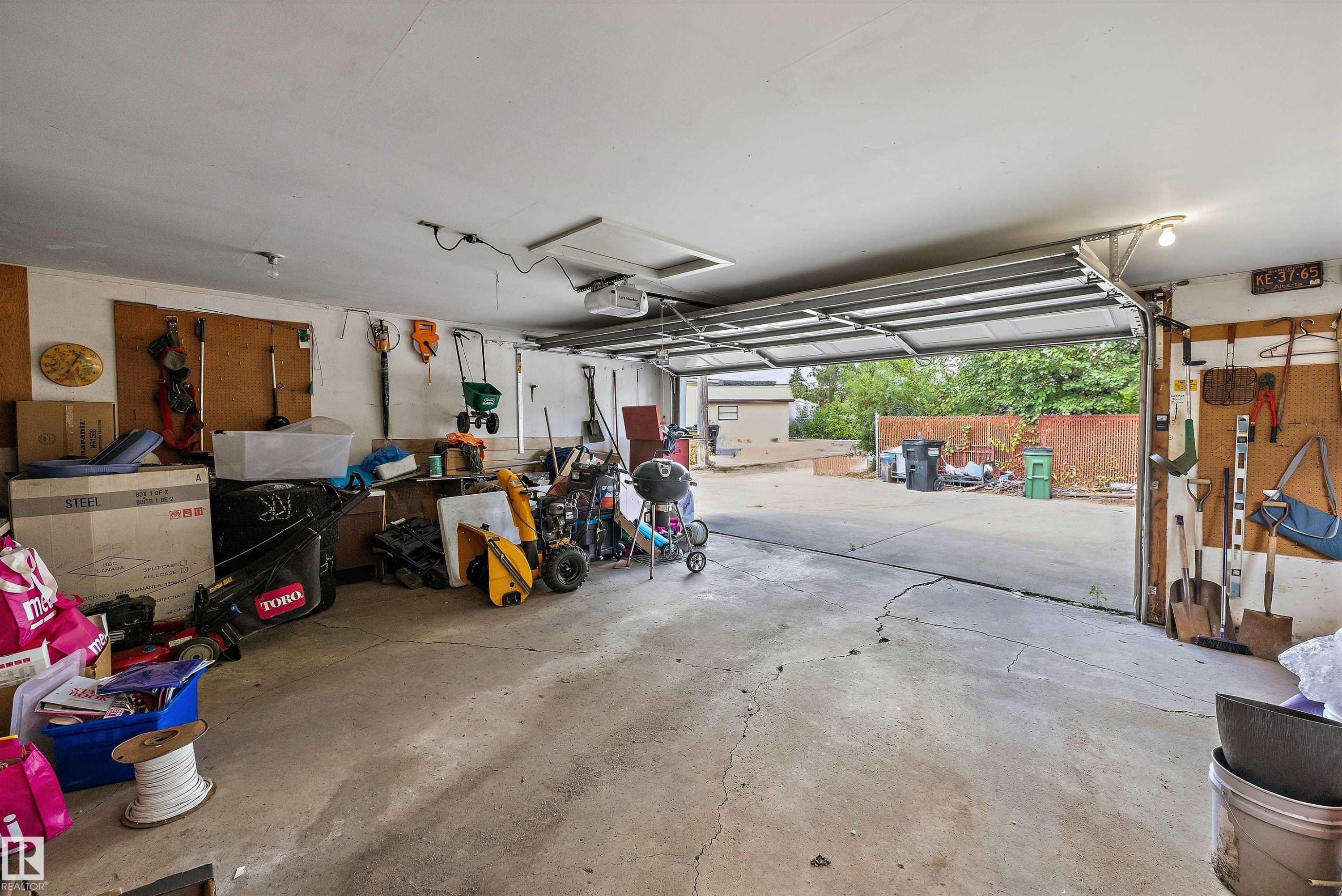 13304 73 Street Nw, Edmonton, AB